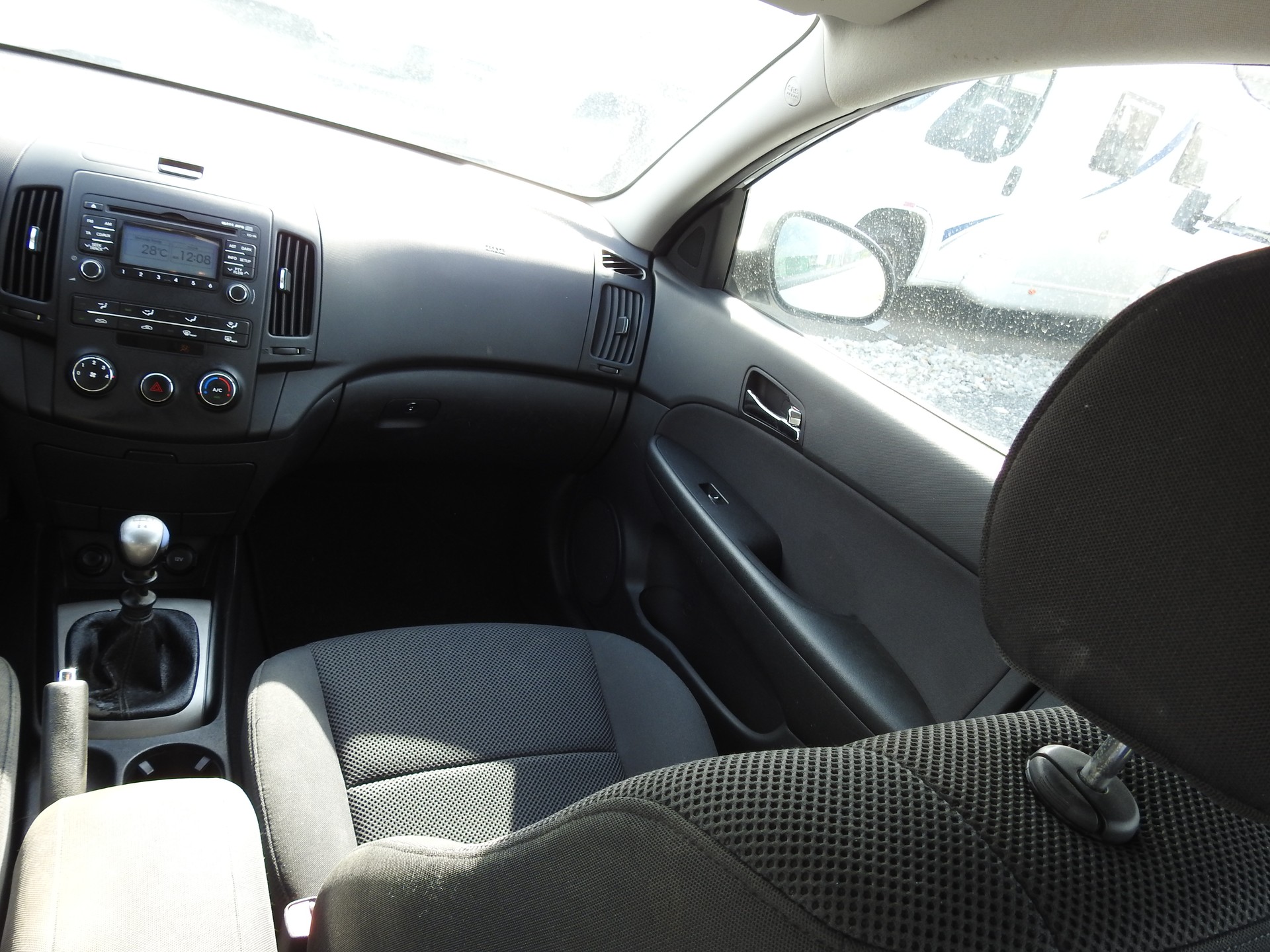 HYUNDAI i30 Wagon 1.6 CRDi Style-image-17