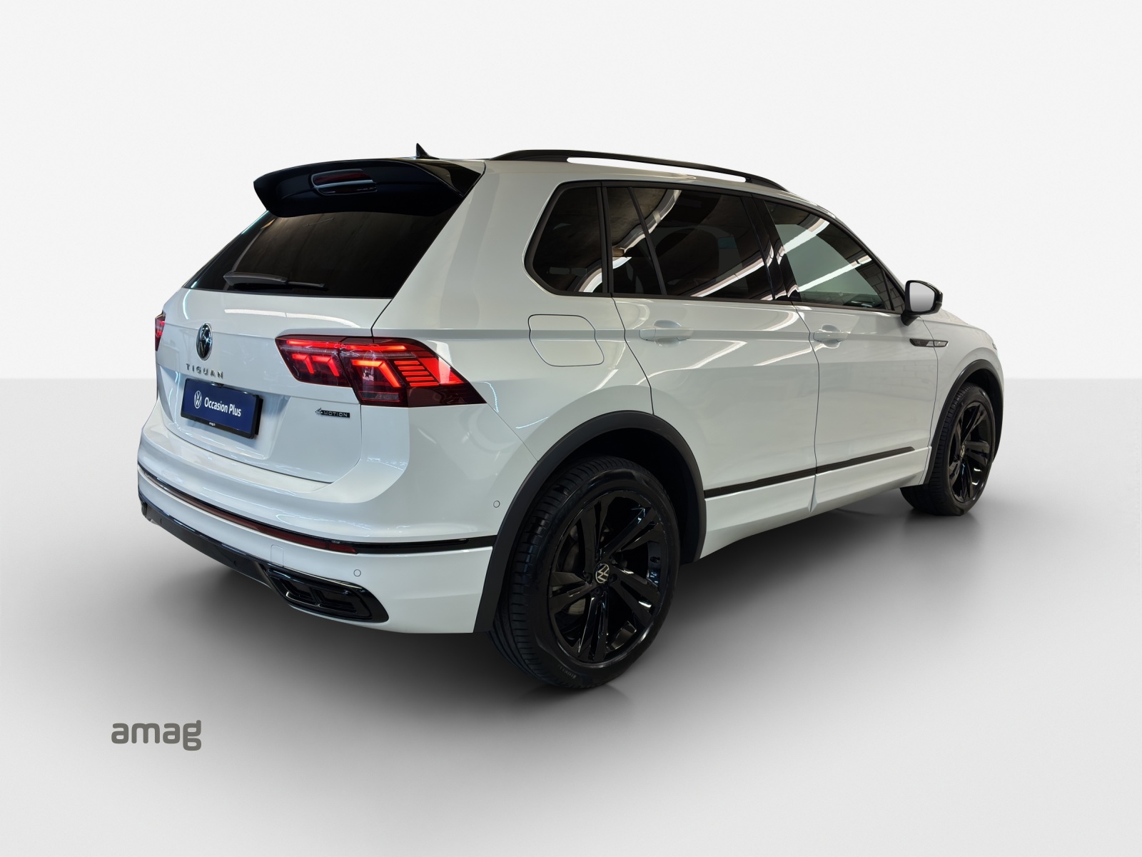 VW Tiguan 2.0TSI R-Line 4Motion DSG-image-4