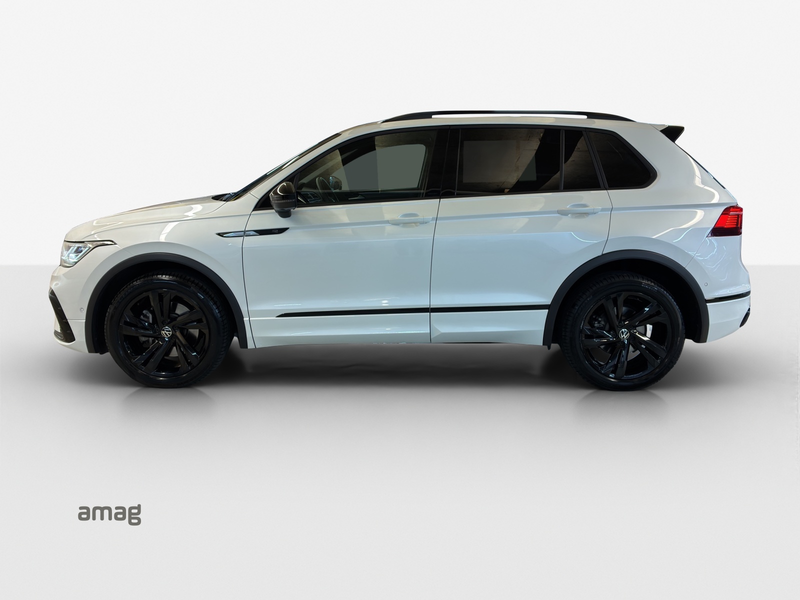 VW Tiguan 2.0TSI R-Line 4Motion DSG-image-1