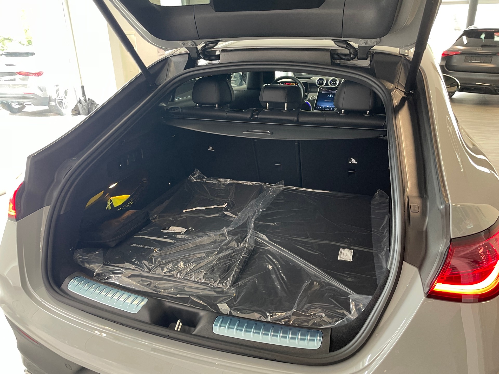MERCEDES-BENZ GLC Coupé 300 d 4Matic 9G-Tronic AMG Line-image-7