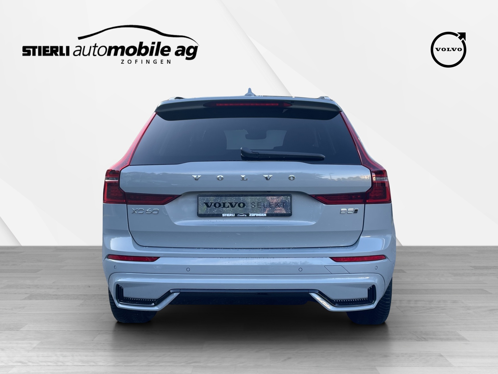 VOLVO XC60 2.0 B5 MH Plus Dark AWD-image-5