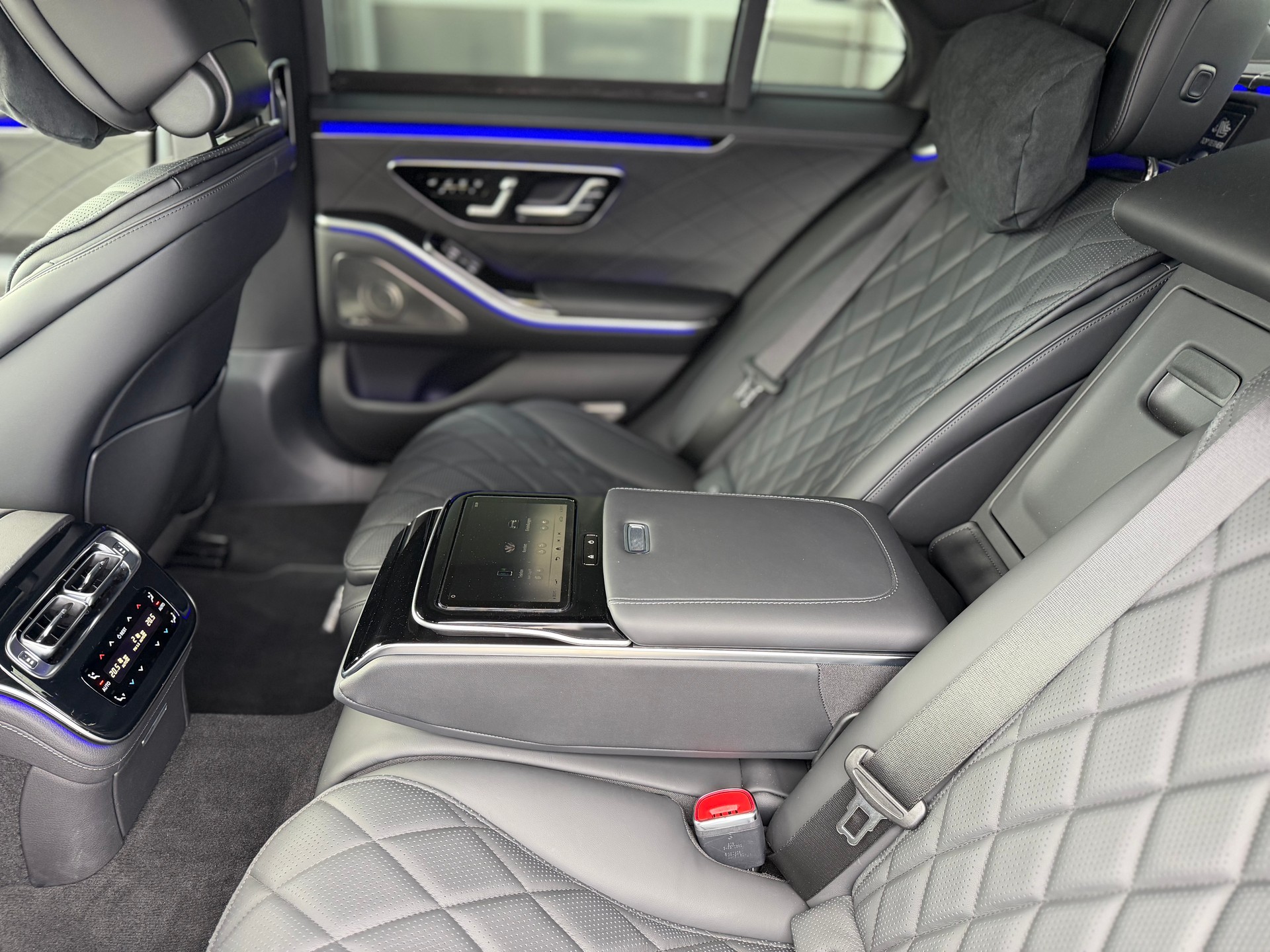 MERCEDES-BENZ S 350 d 4Matic AMG Line 9G-Tronic-image-9