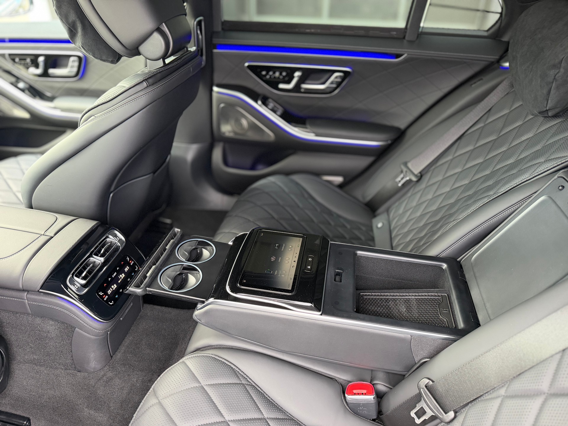 MERCEDES-BENZ S 350 d 4Matic AMG Line 9G-Tronic-image-10