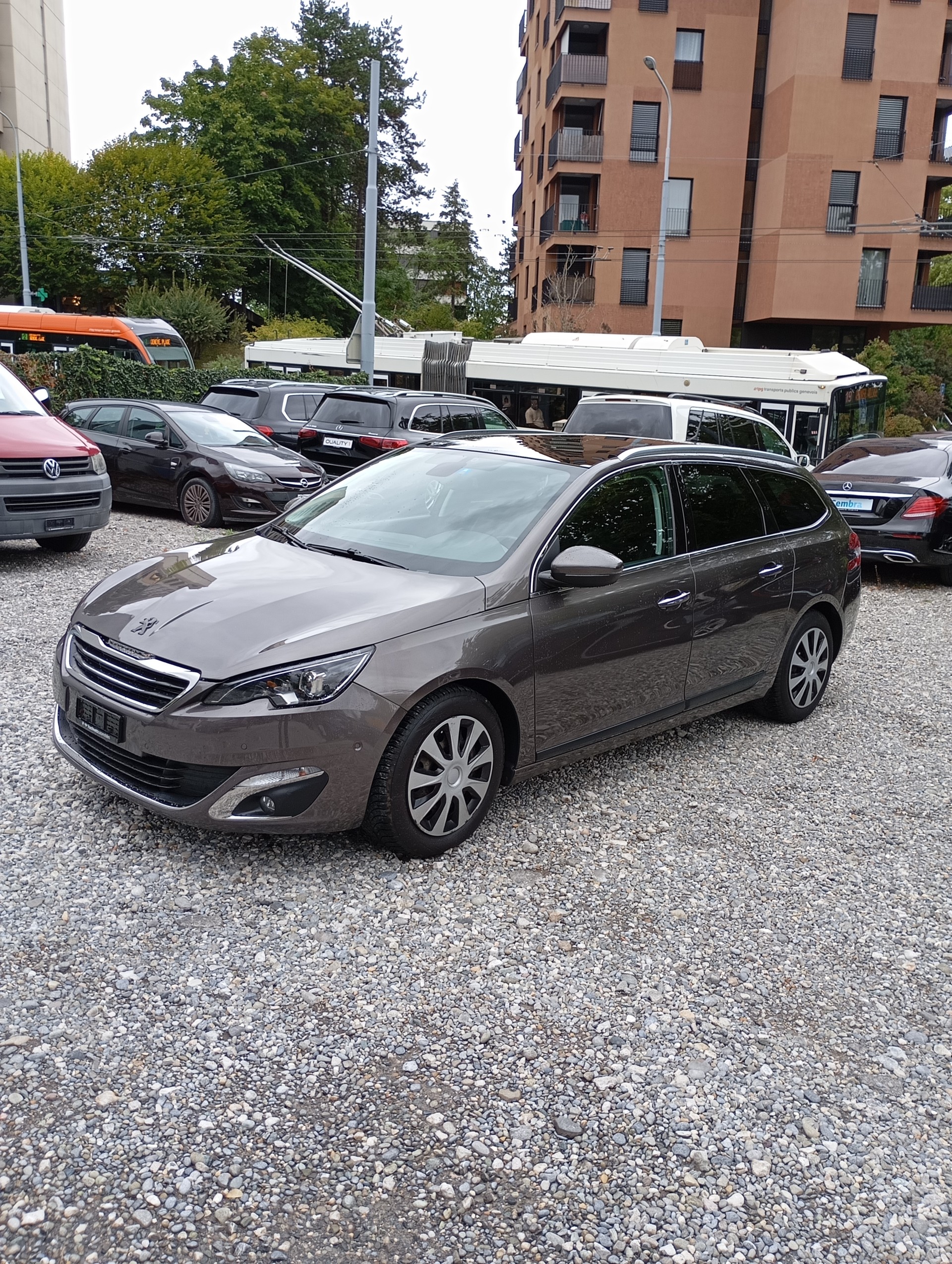 PEUGEOT 308 SW 1.2 THP Féline-image-4