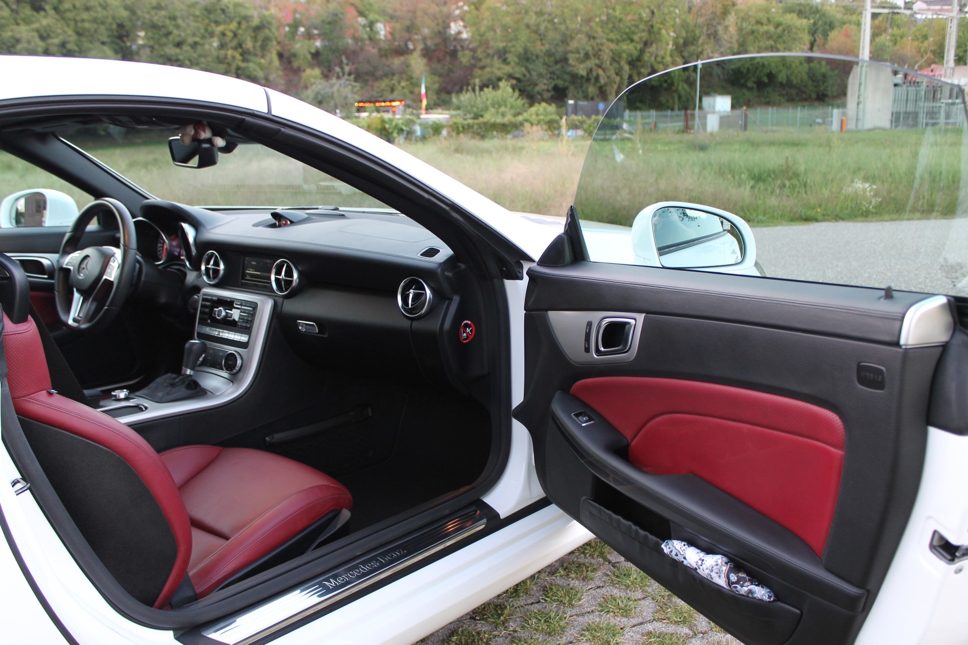 MERCEDES-BENZ SLK 200-image-4