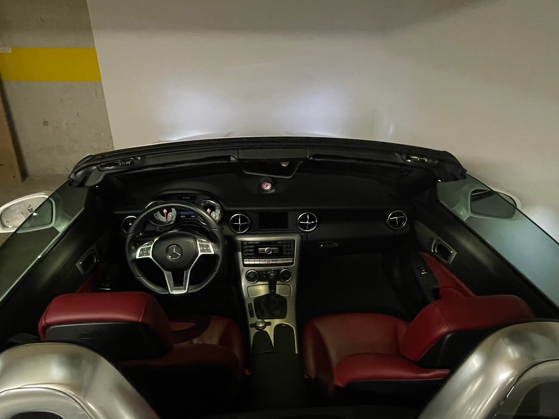 MERCEDES-BENZ SLK 200-image-16