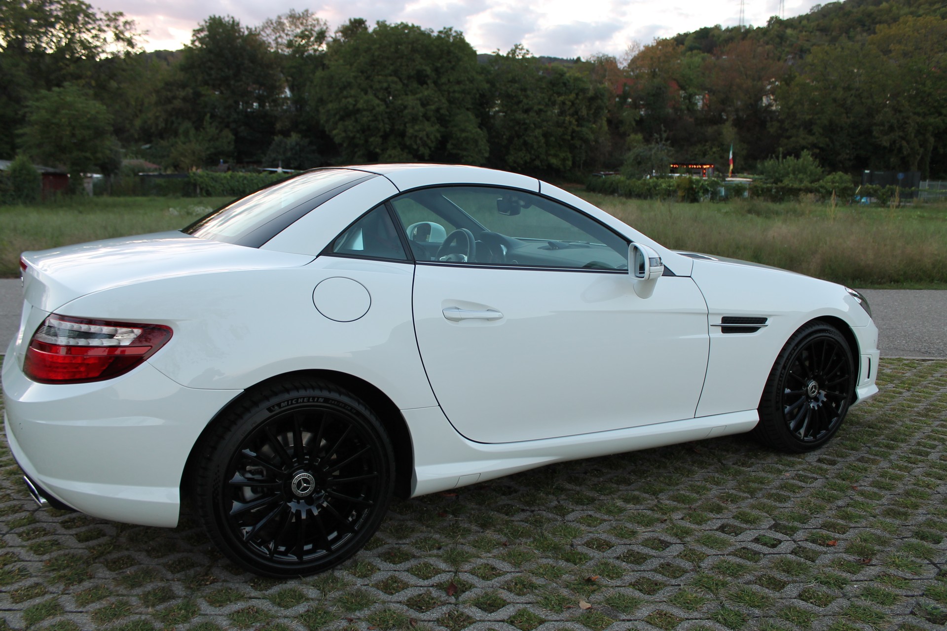 MERCEDES-BENZ SLK 200-image-3
