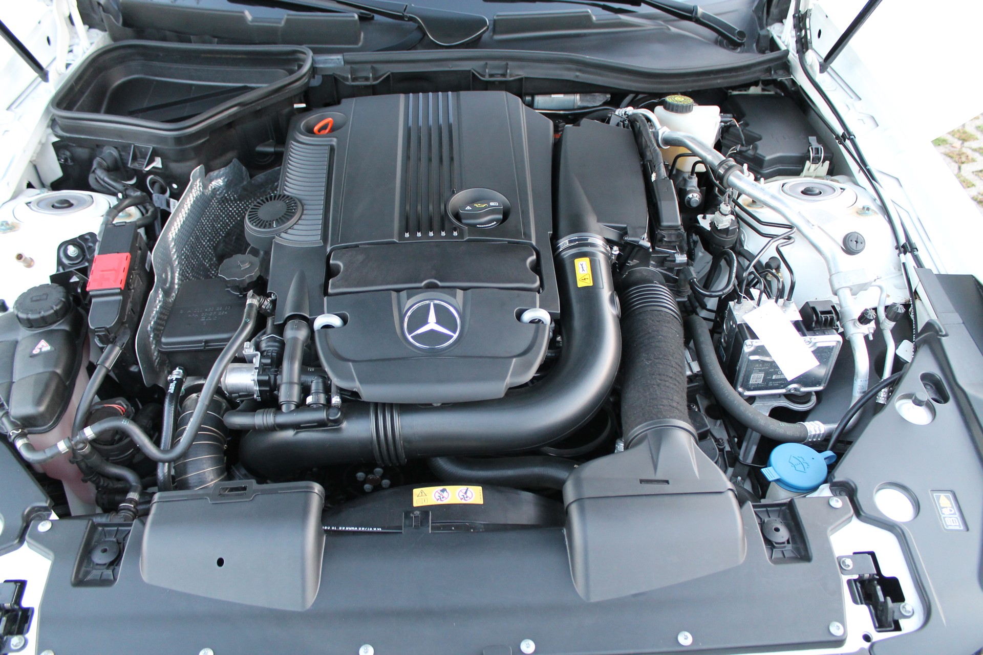 MERCEDES-BENZ SLK 200-image-9