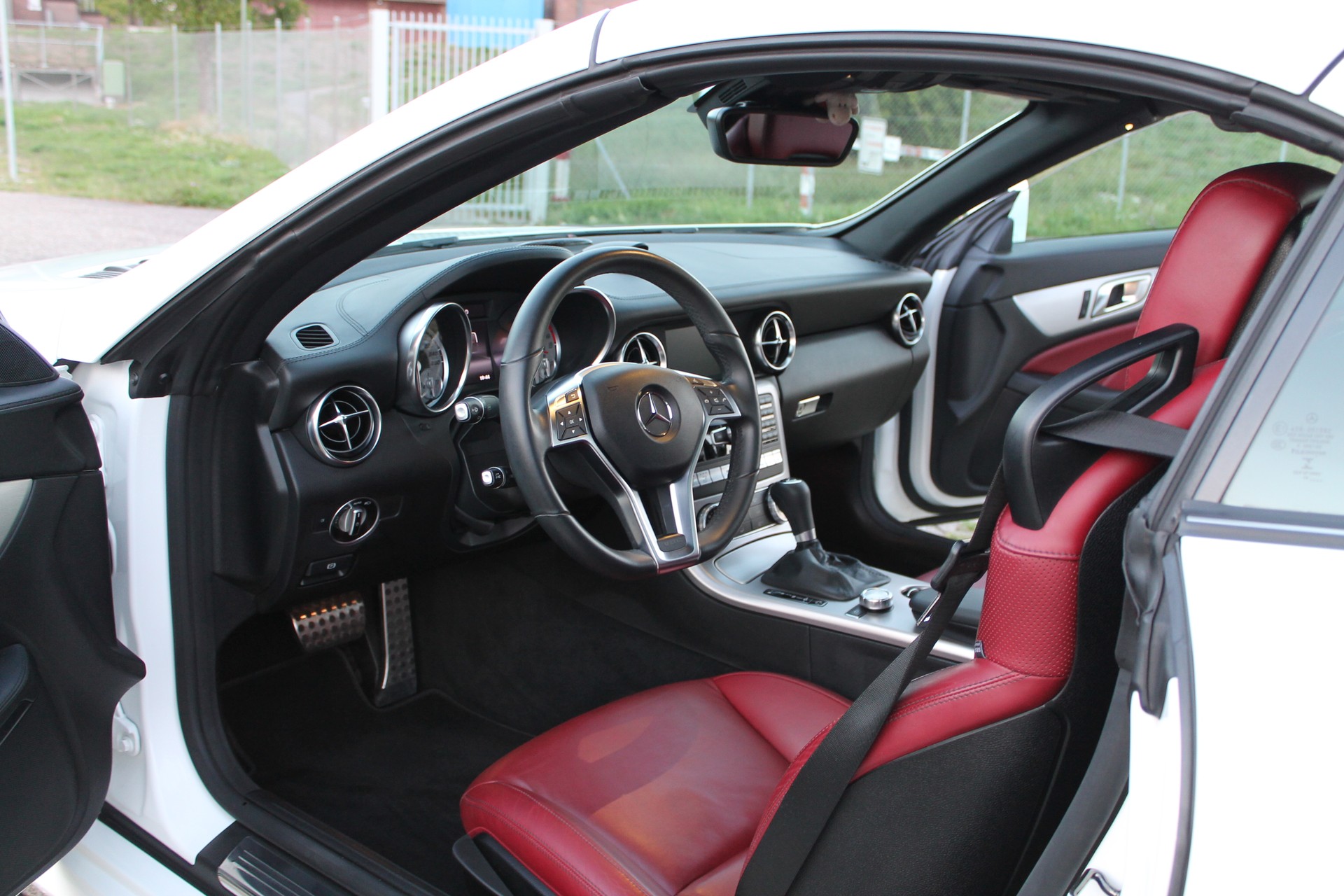 MERCEDES-BENZ SLK 200-image-5