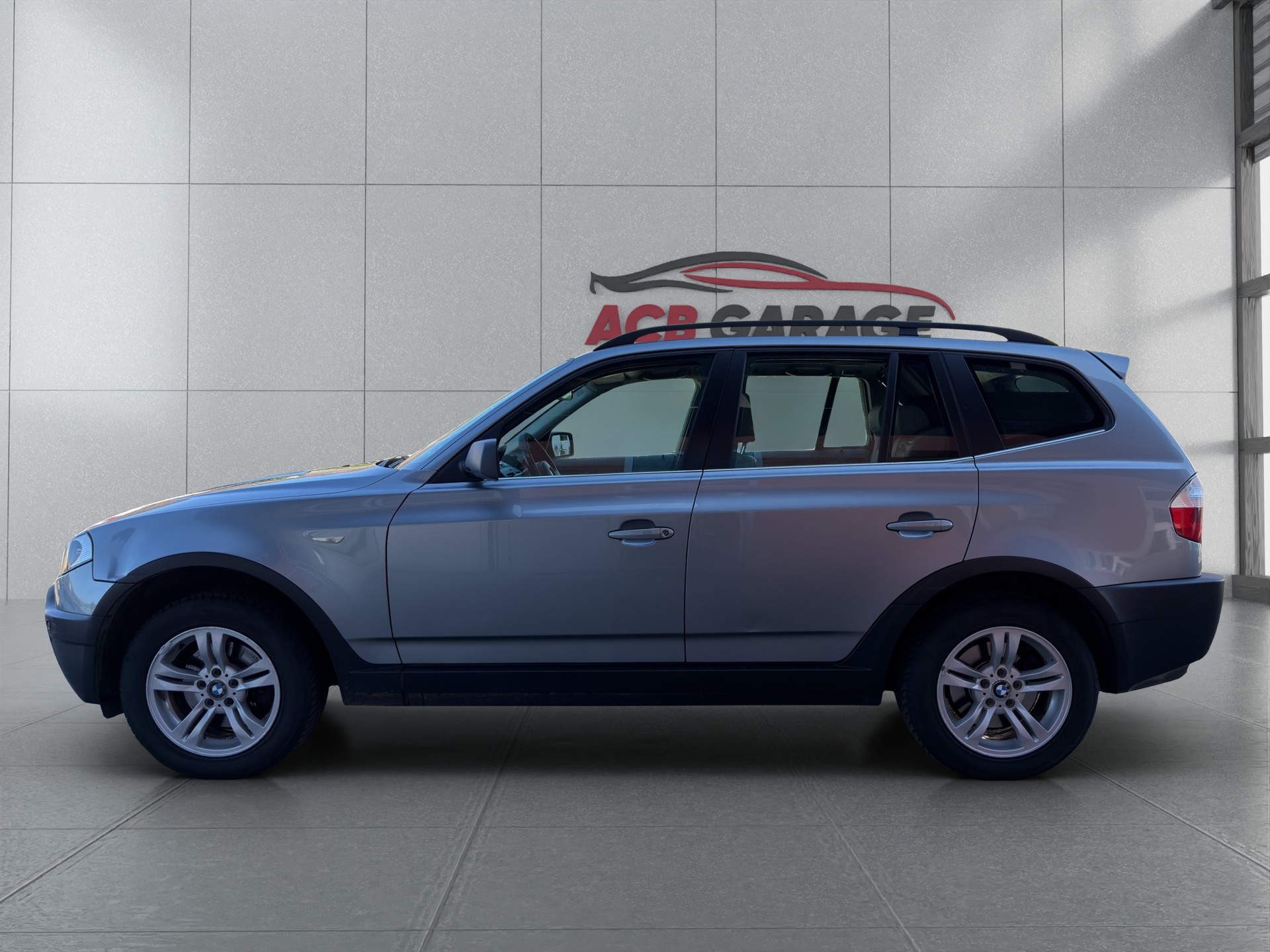 BMW X3 2.5i-image-3