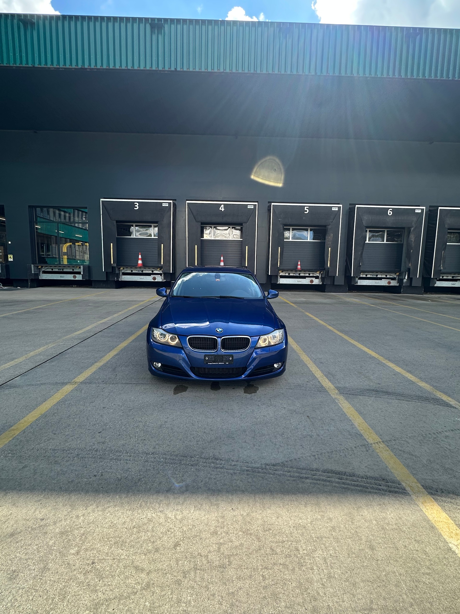 BMW 320d-image-0