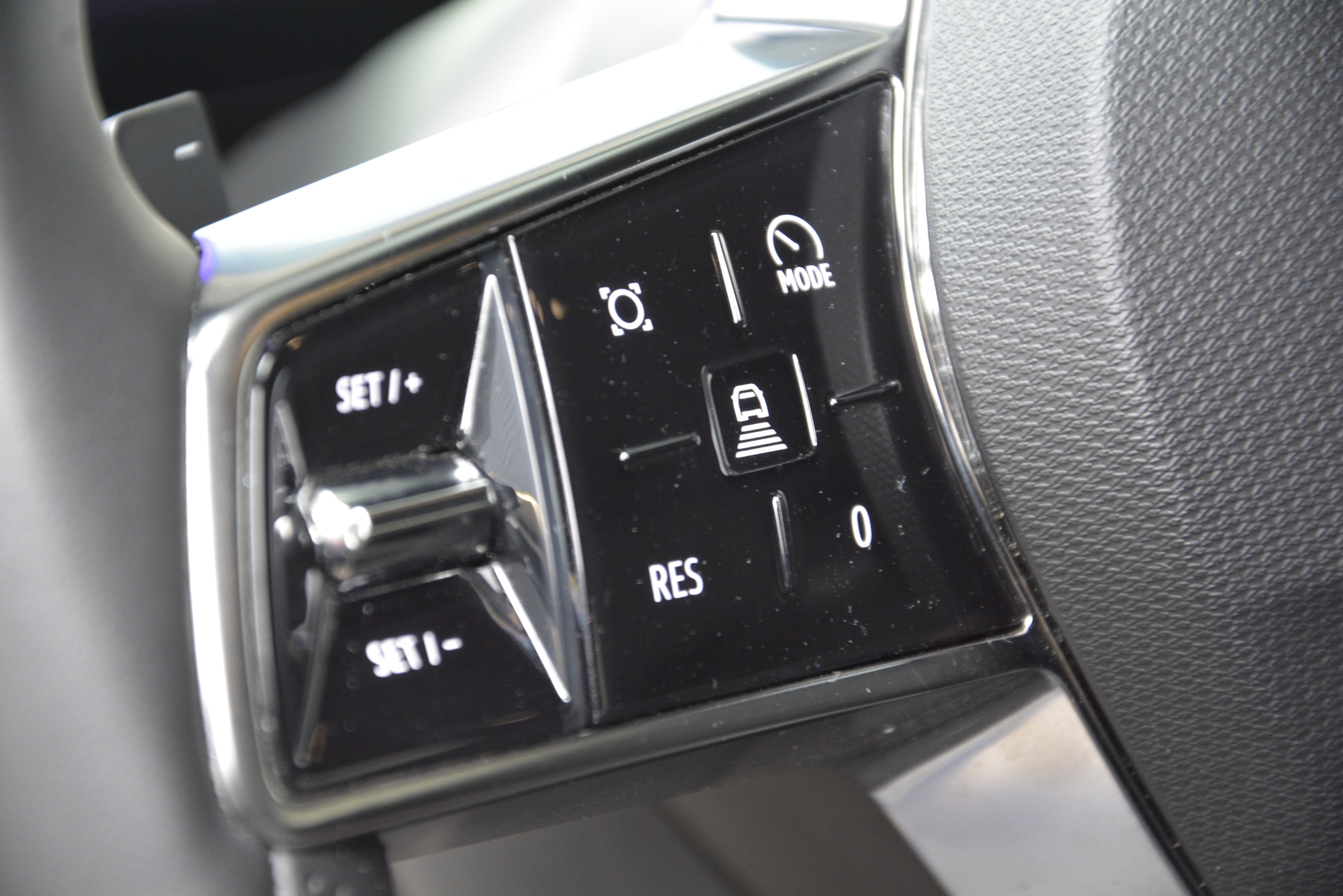 RENAULT Espace 1.2 E-Tech techno *7 Plätzer*-image-10