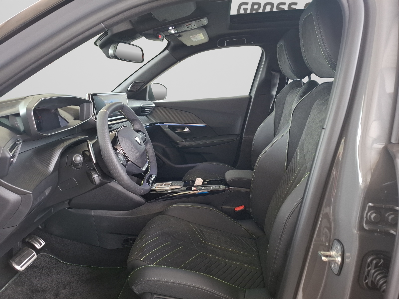 PEUGEOT 2008 NEW 1.2 145 MHEV GT-image-4