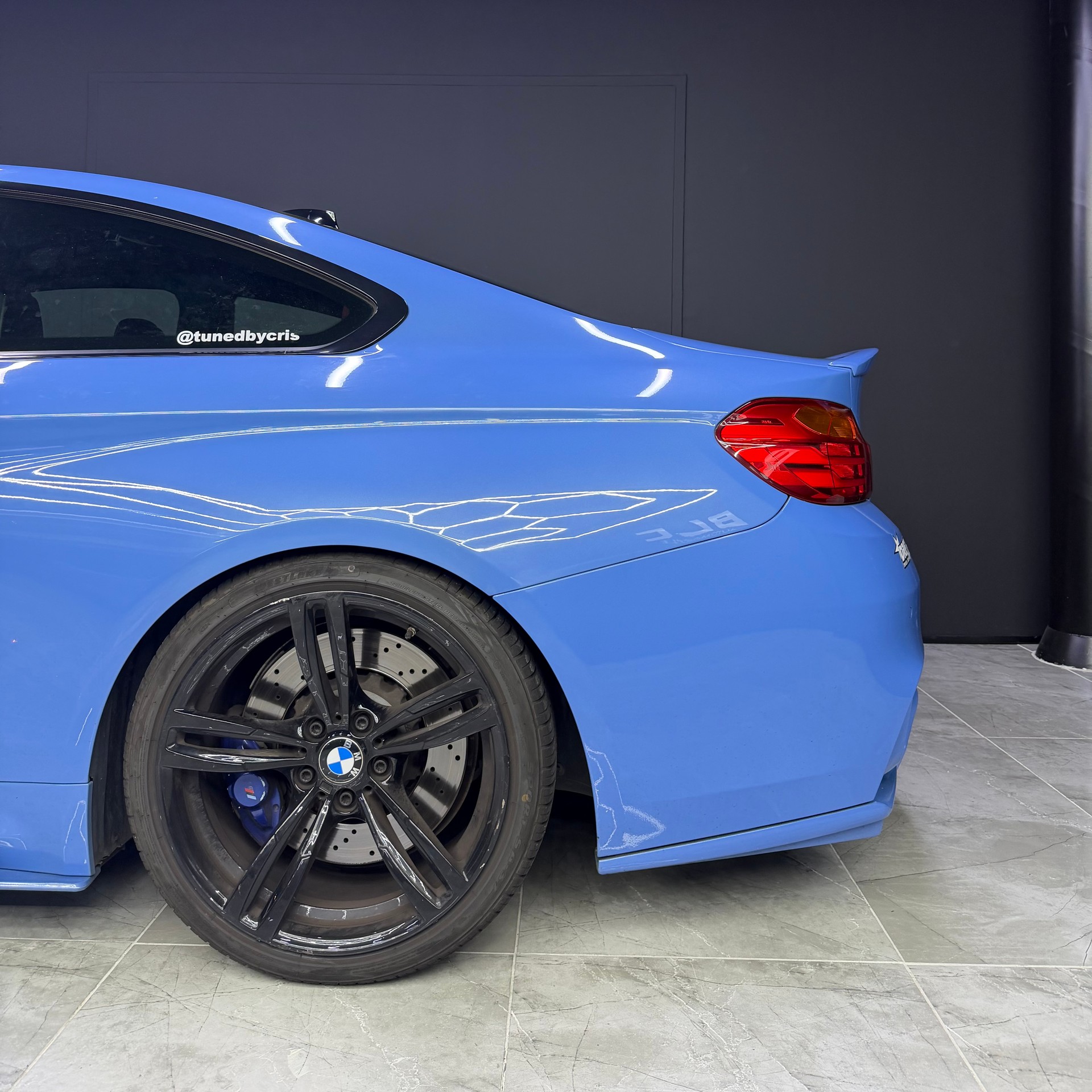 BMW M4 Coupé-image-6