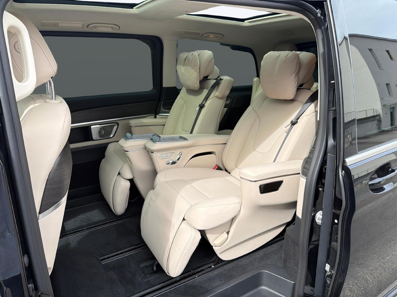 MERCEDES-BENZ V 300 d Exclusive lang Van-image-10