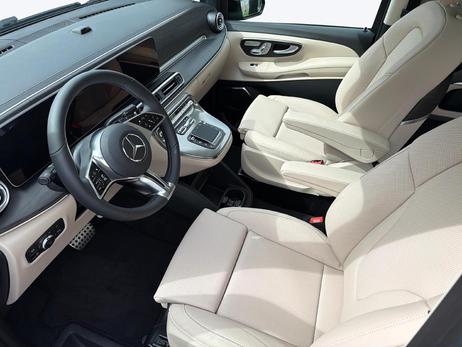 MERCEDES-BENZ V 300 d Exclusive lang Van-image-9