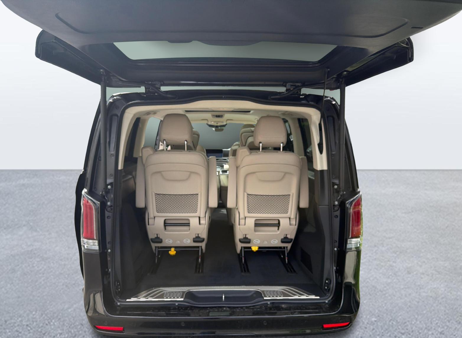 MERCEDES-BENZ V 300 d Exclusive lang Van-image-11