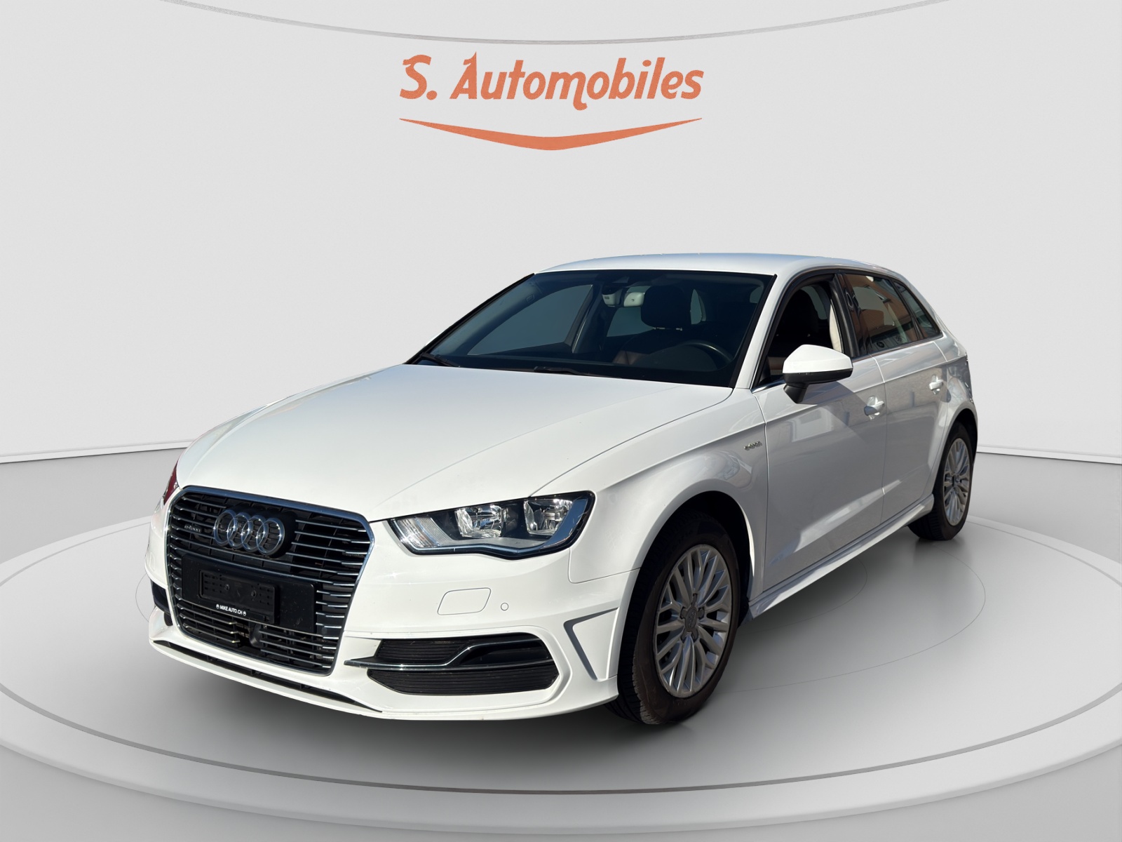 AUDI A3 Sportback 1.4 e-tron Attraction S-tronic-image-0