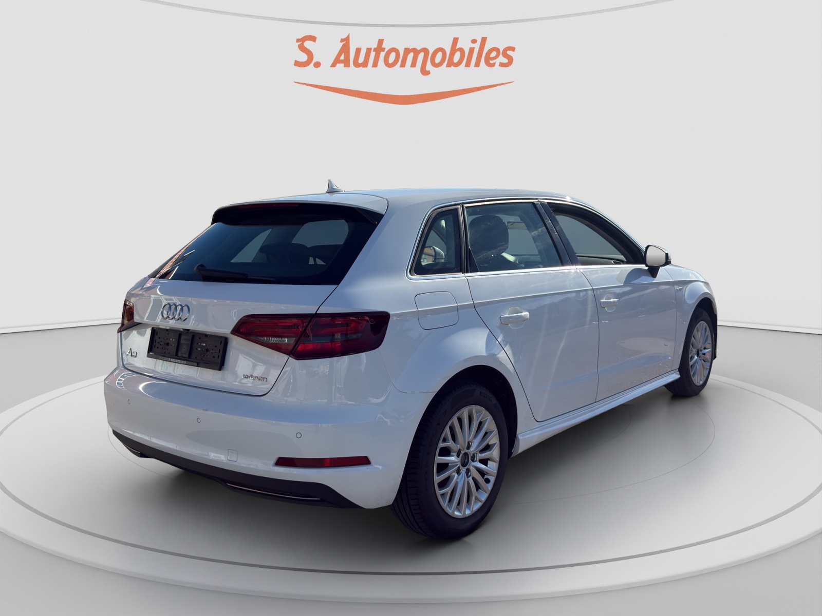 AUDI A3 Sportback 1.4 e-tron Attraction S-tronic-image-4