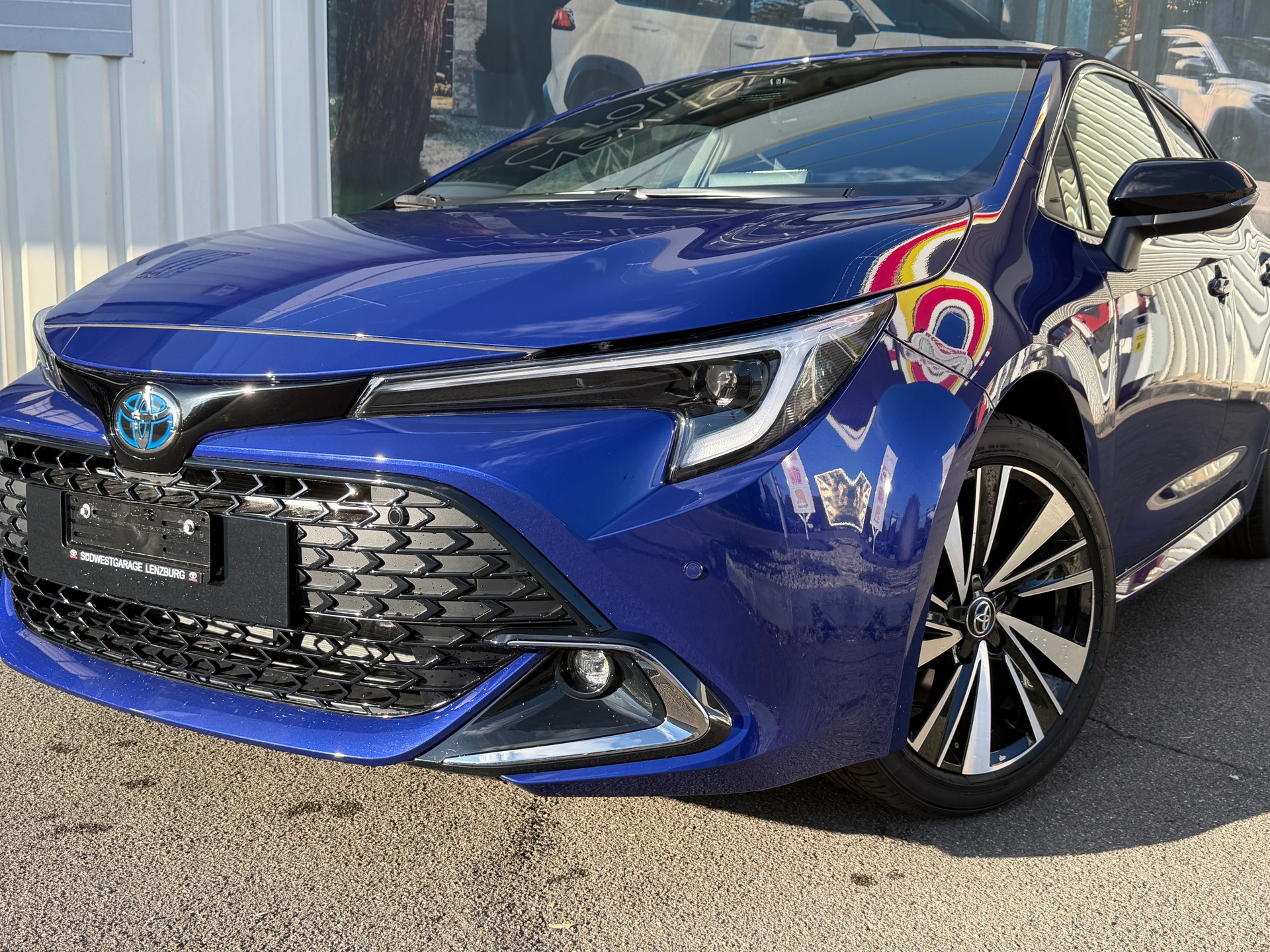 TOYOTA Corolla 2.0 HSD Trend e- CVT-image-0