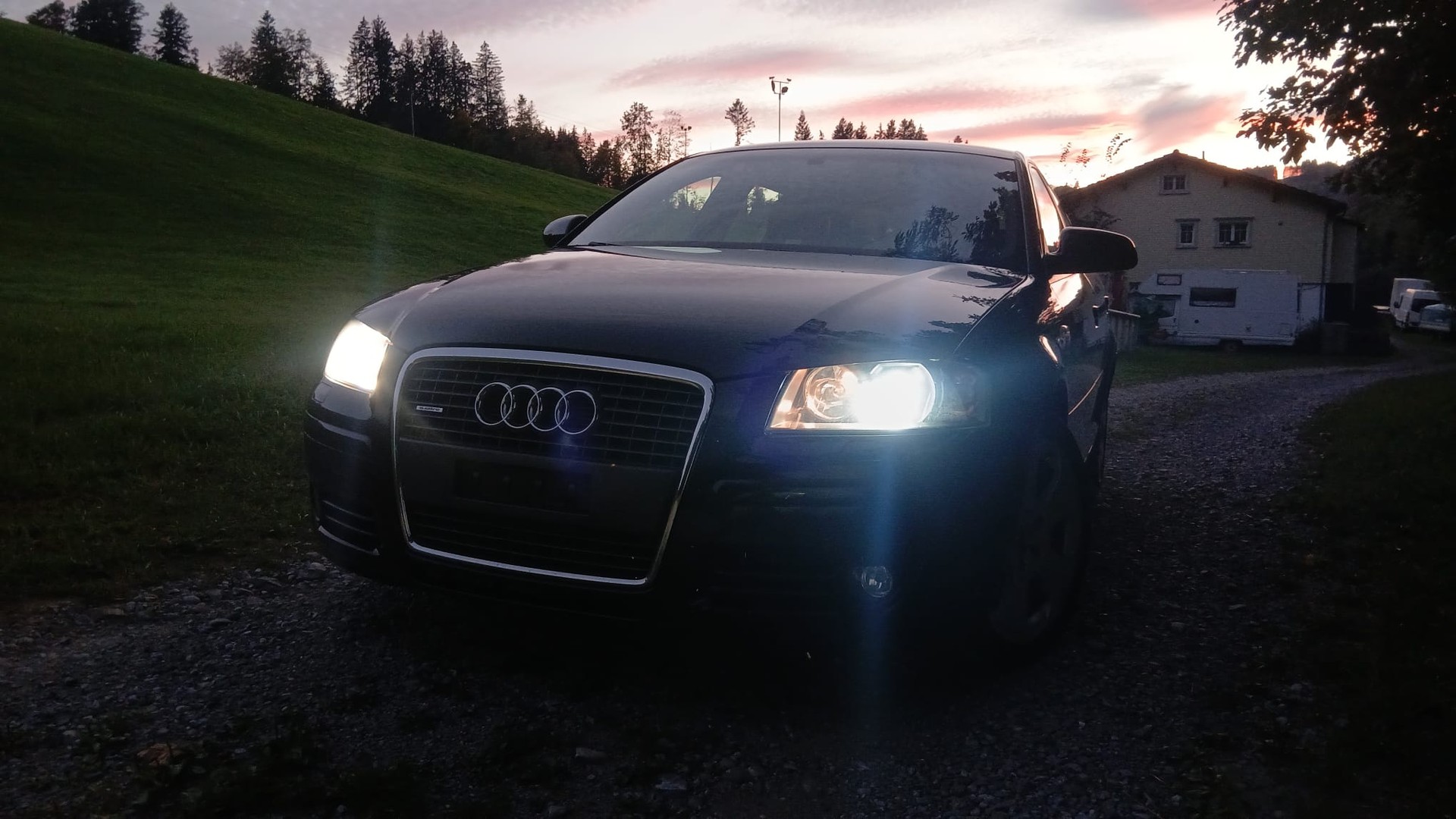 AUDI A3 Sportback 2.0 Turbo FSI Ambition quattro-image-0