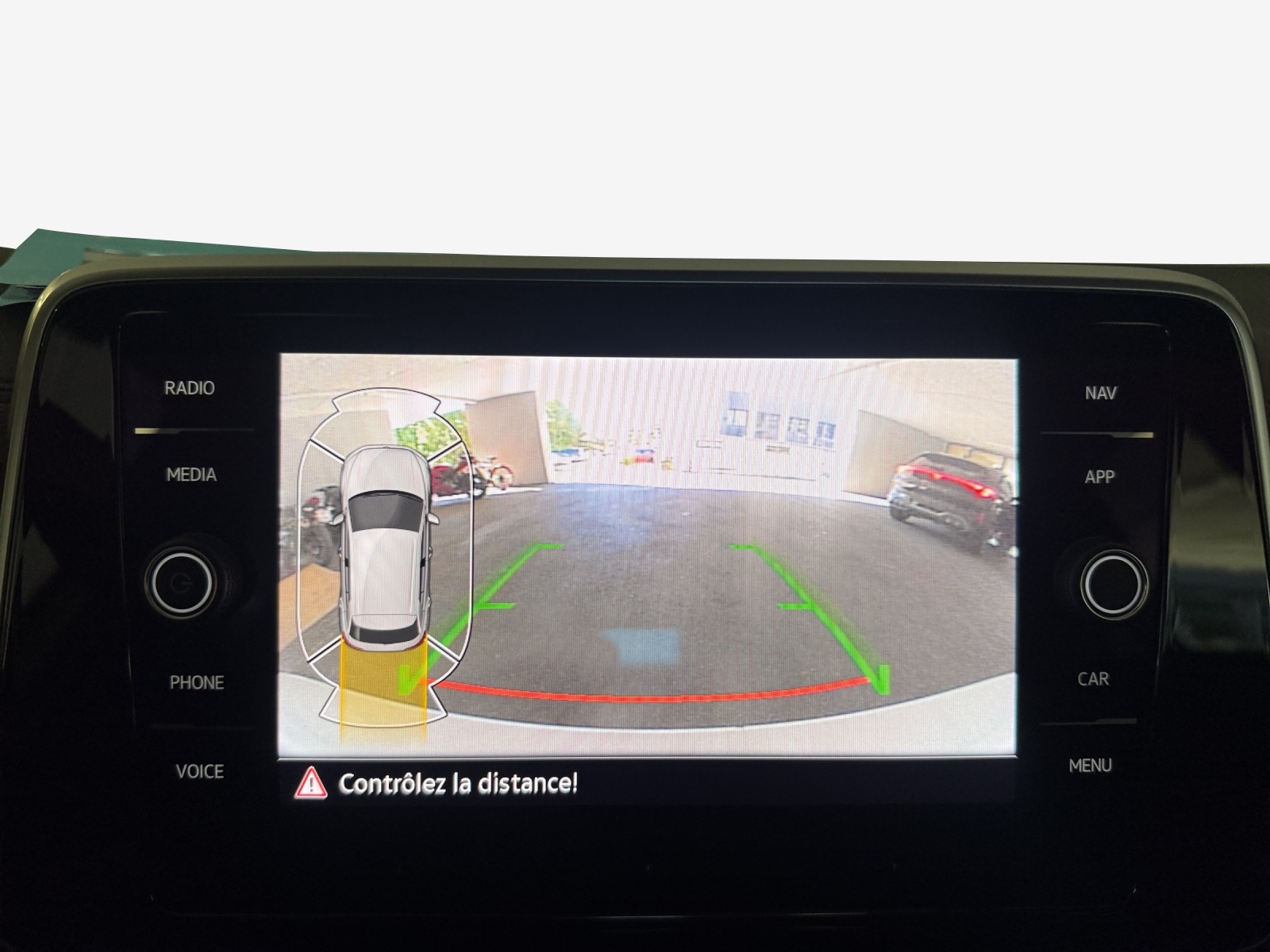 VW T-Roc 2.0 TSI R-Line DSG 4Motion-image-13