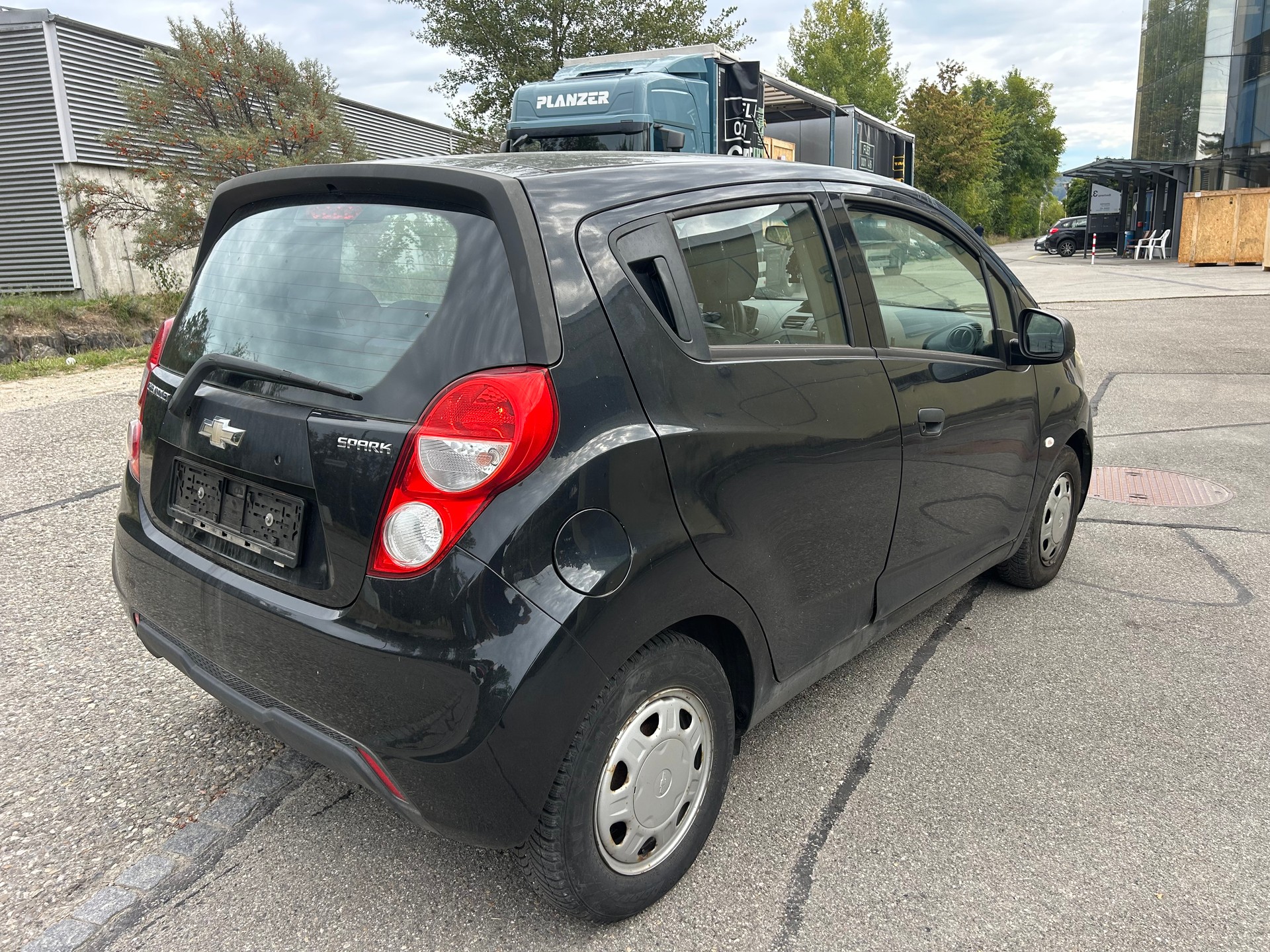 CHEVROLET Spark 1.0 LS Cool-image-3