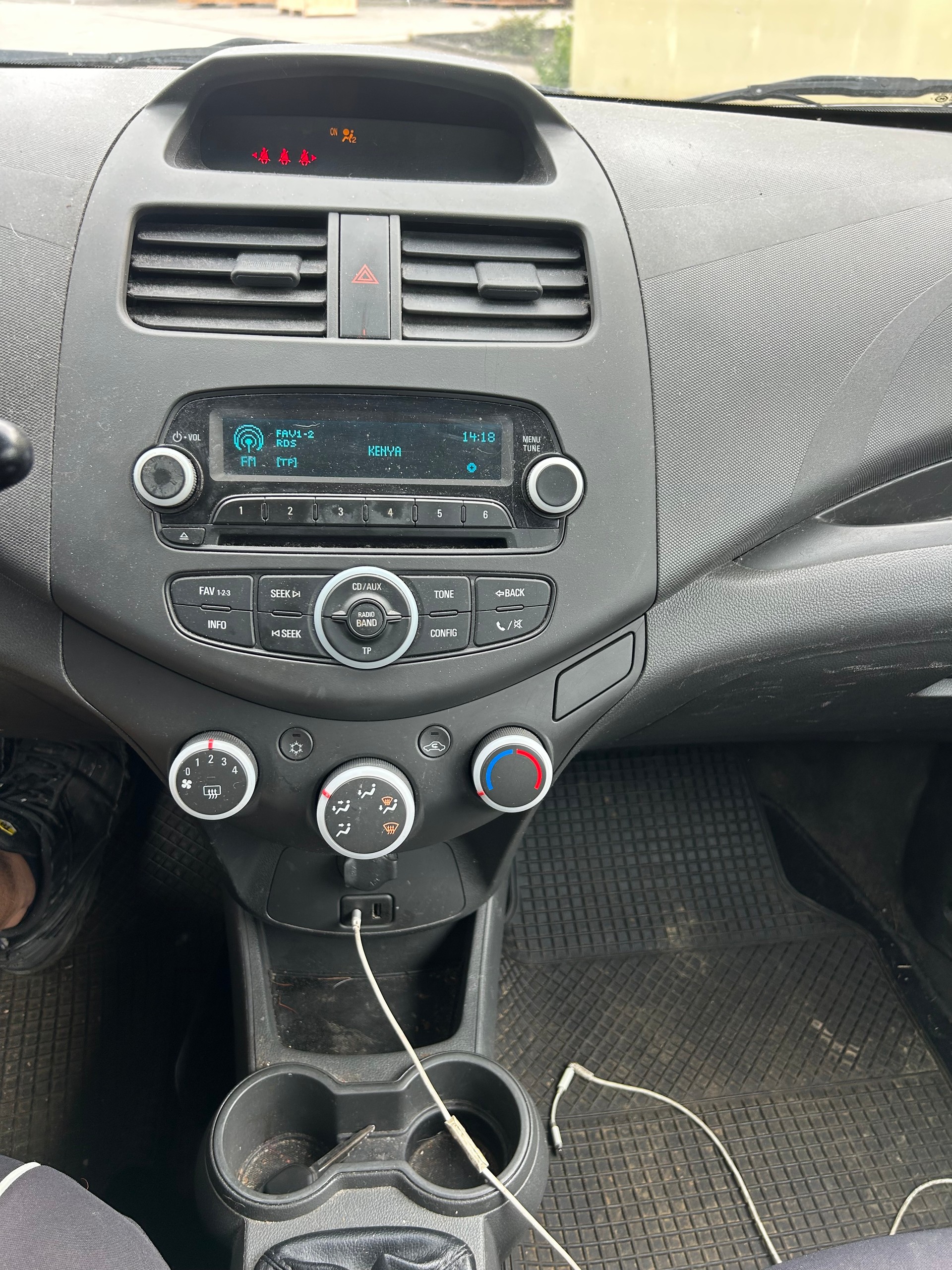 CHEVROLET Spark 1.0 LS Cool-image-6