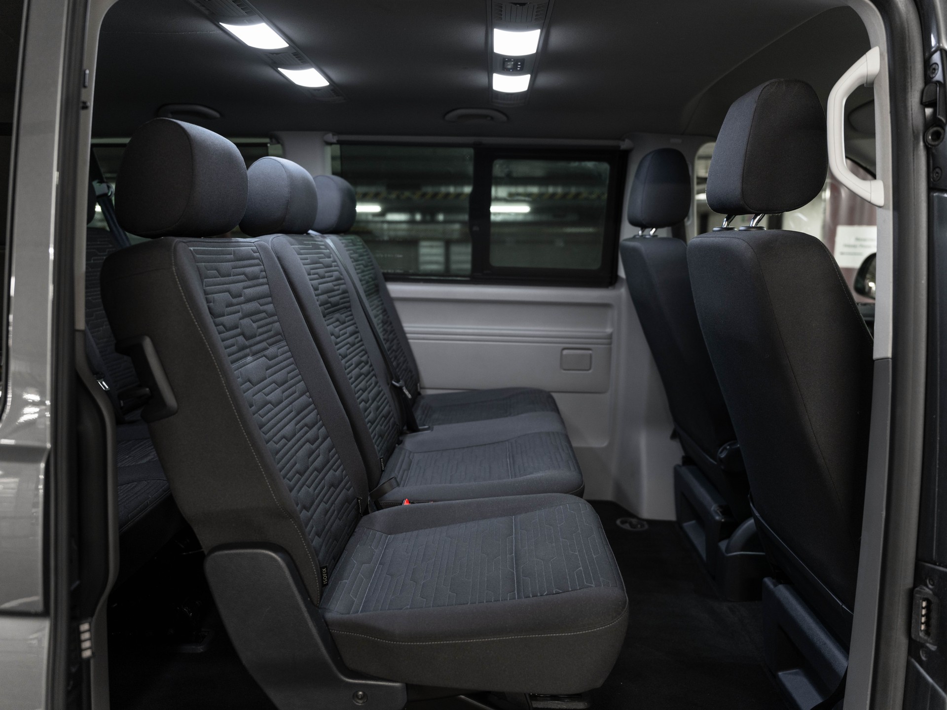 VW T6.1 Caravelle 2.0 Bi-TDI Comfortline Liberty 4Motion DSG-image-30