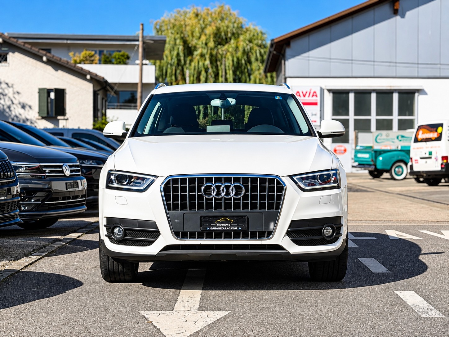 AUDI Q3 2.0 TDI-image-1
