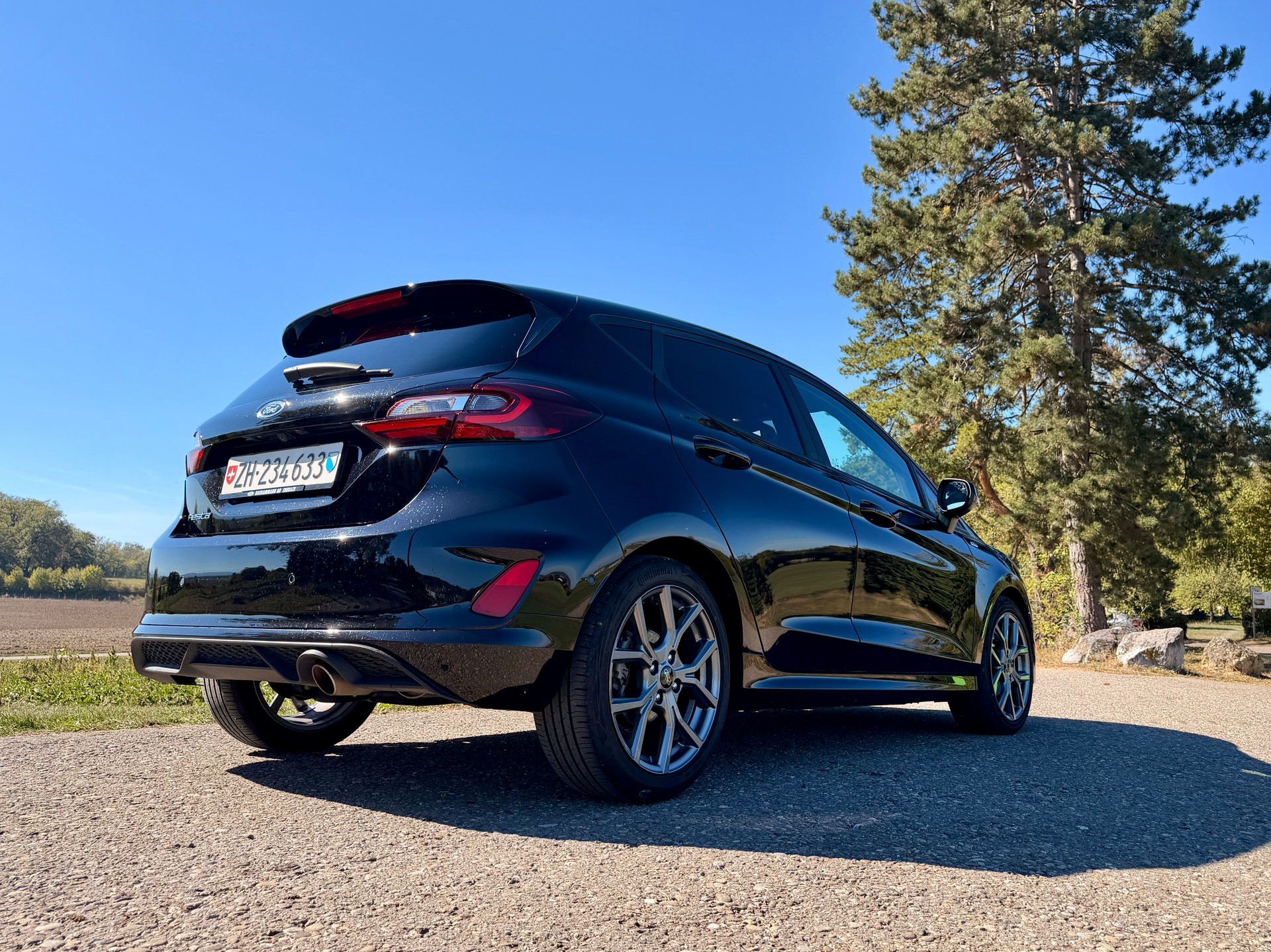 FORD 1.0 EcoB Hybrid ST-Line X *mit FORD Garantie*-image-3