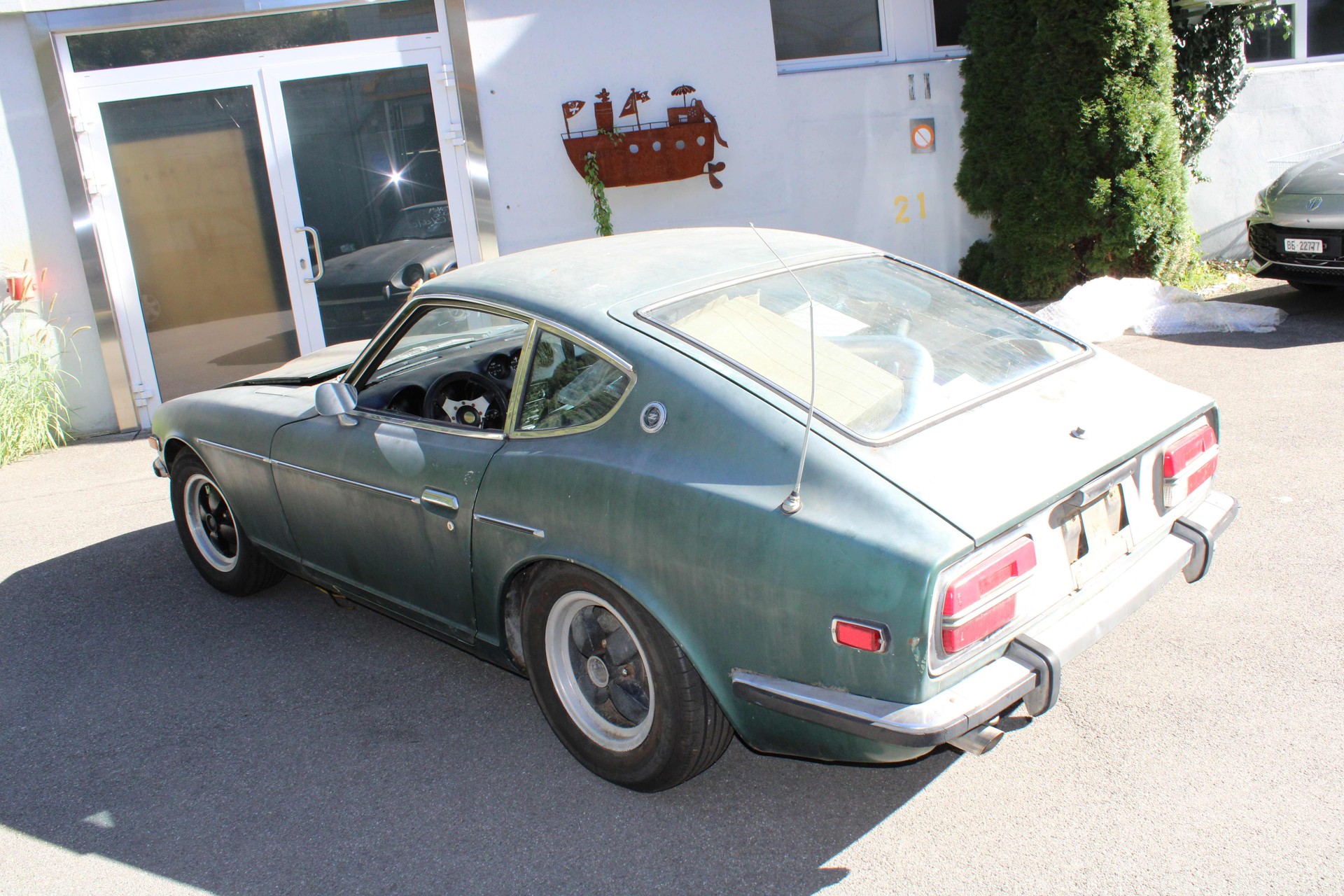 DATSUN 240z-image-1