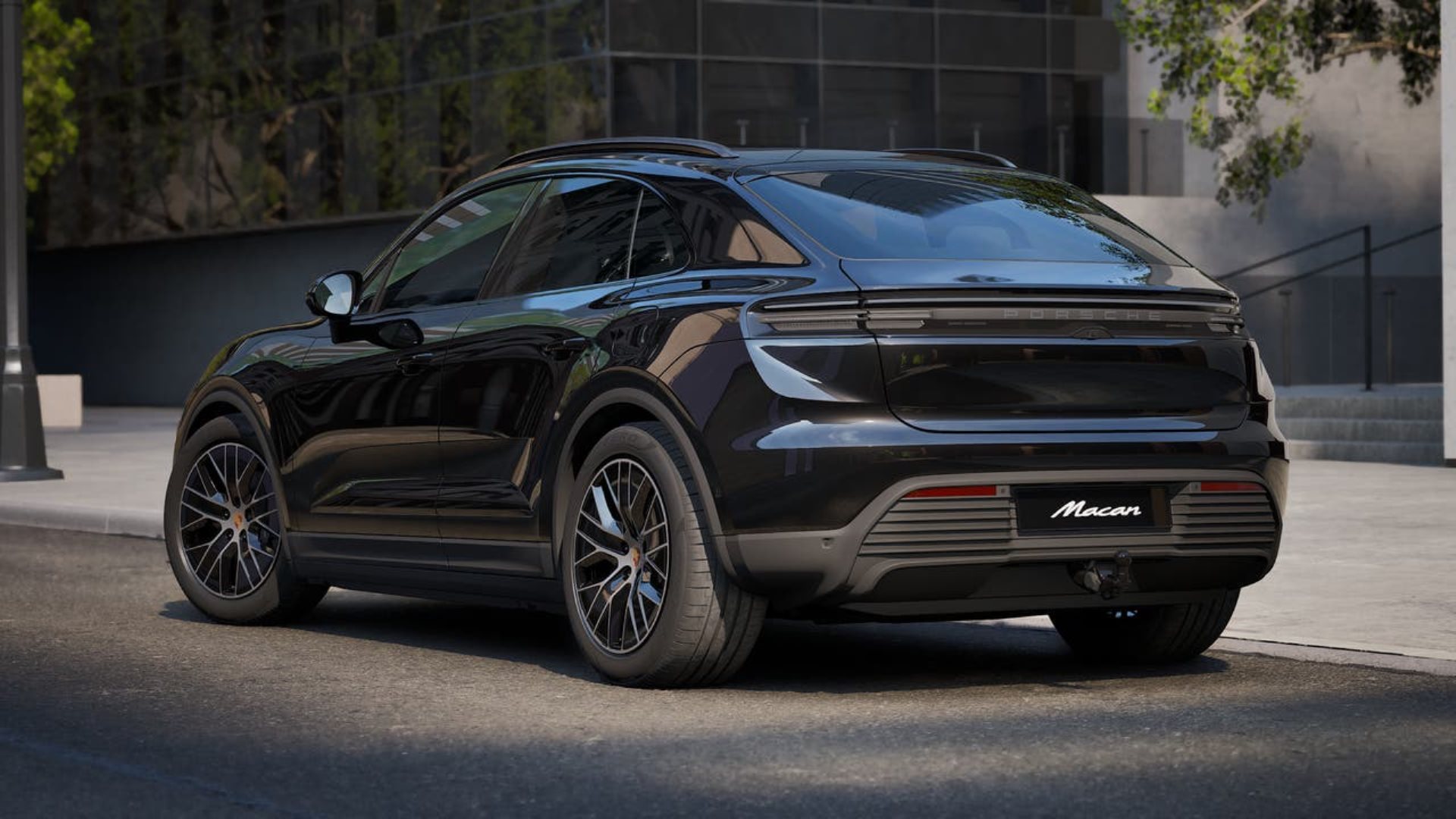 PORSCHE Macan 4-image-2
