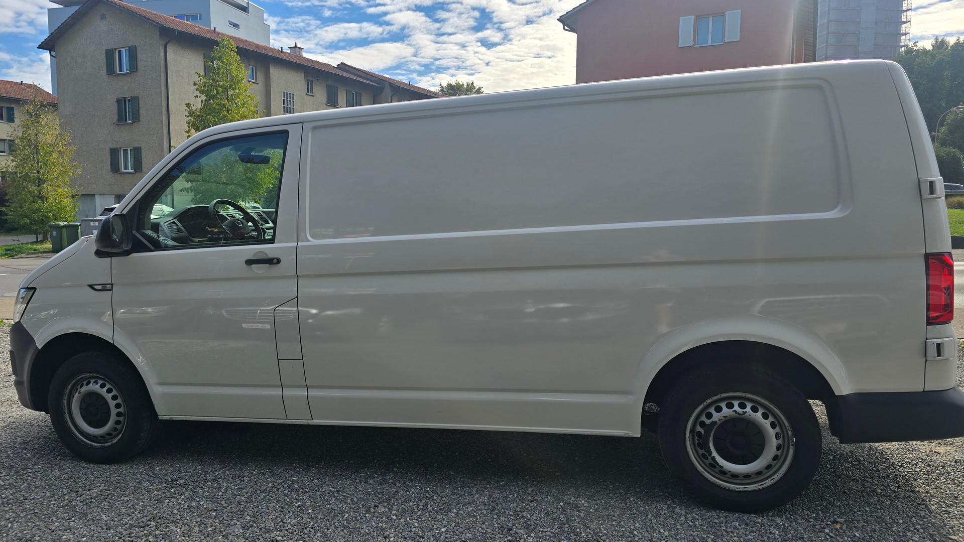 VW T6.1 2.0 TDI DSG-image-5