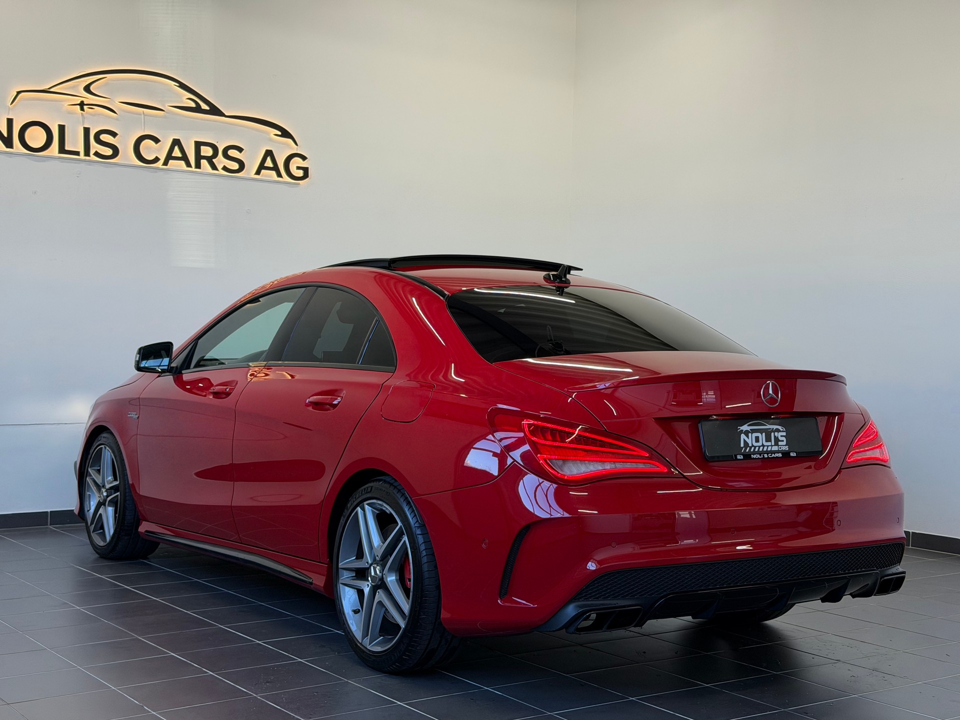 MERCEDES-BENZ CLA 45 AMG 4Matic Speedshift-image-6