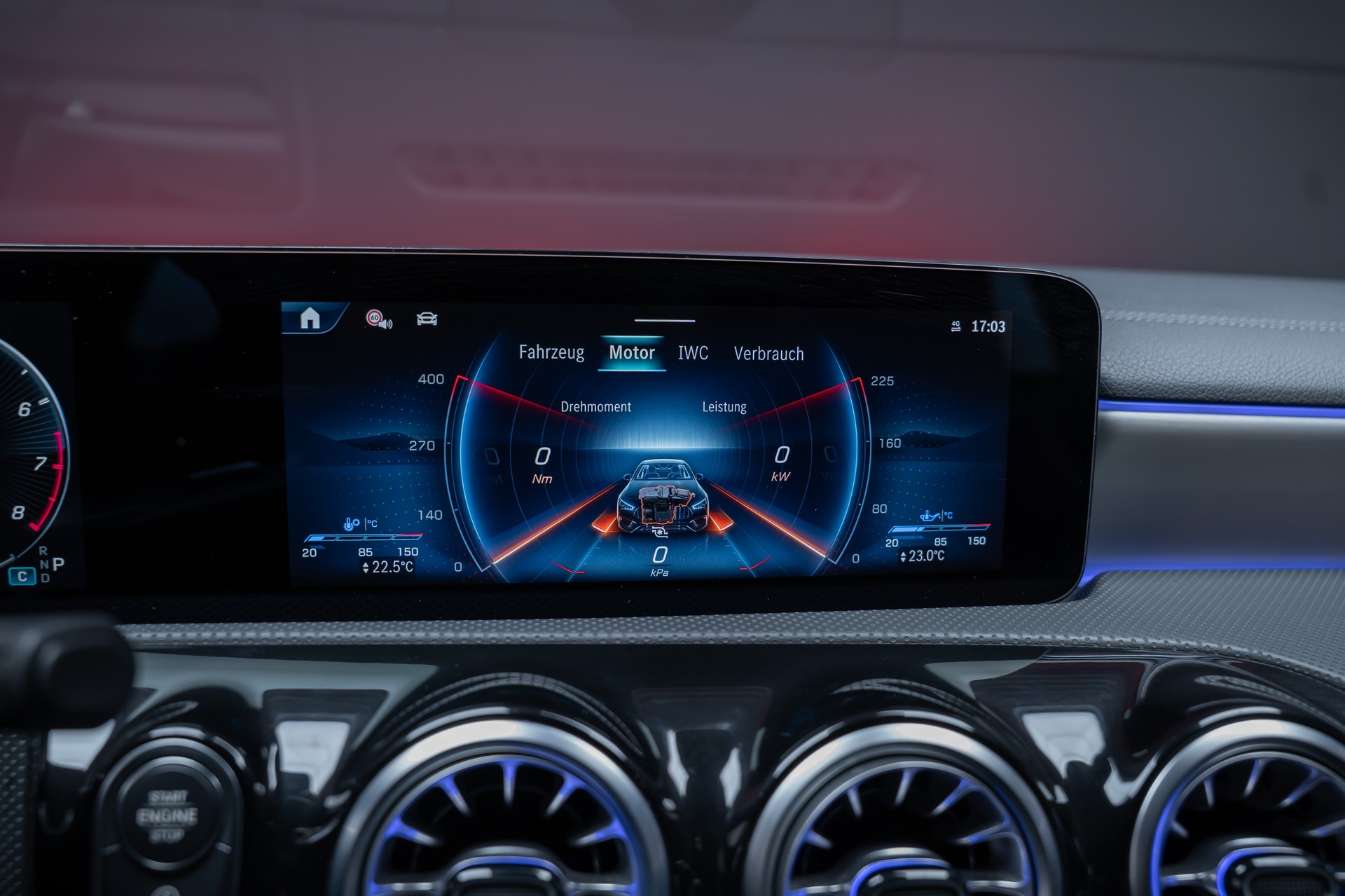 MERCEDES-BENZ CLA 35 AMG 4matic/ Facelift / Head-Up Display / Panorama-Schiebedach-image-37