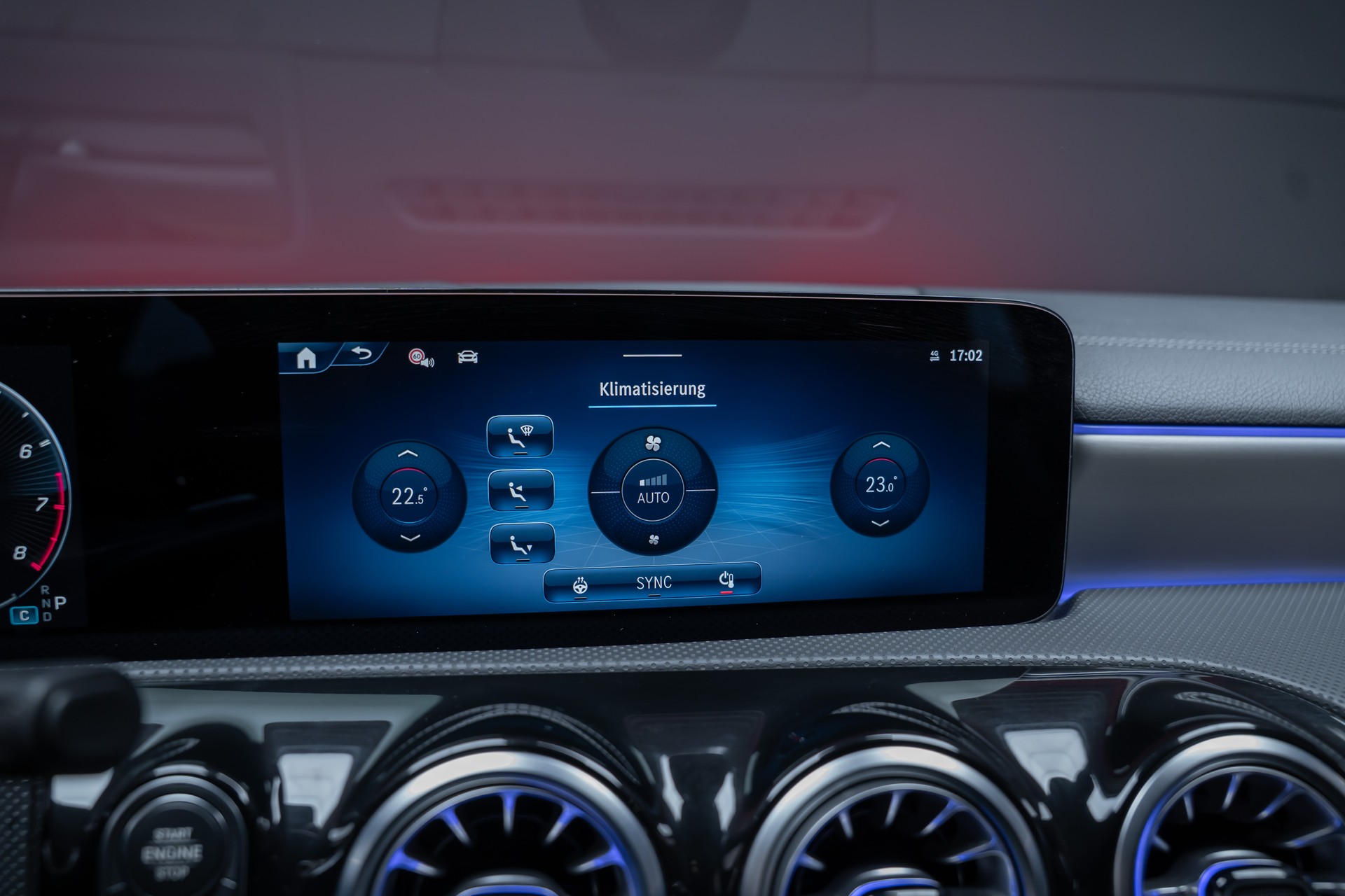 MERCEDES-BENZ CLA 35 AMG 4matic/ Facelift / Head-Up Display / Panorama-Schiebedach-image-33