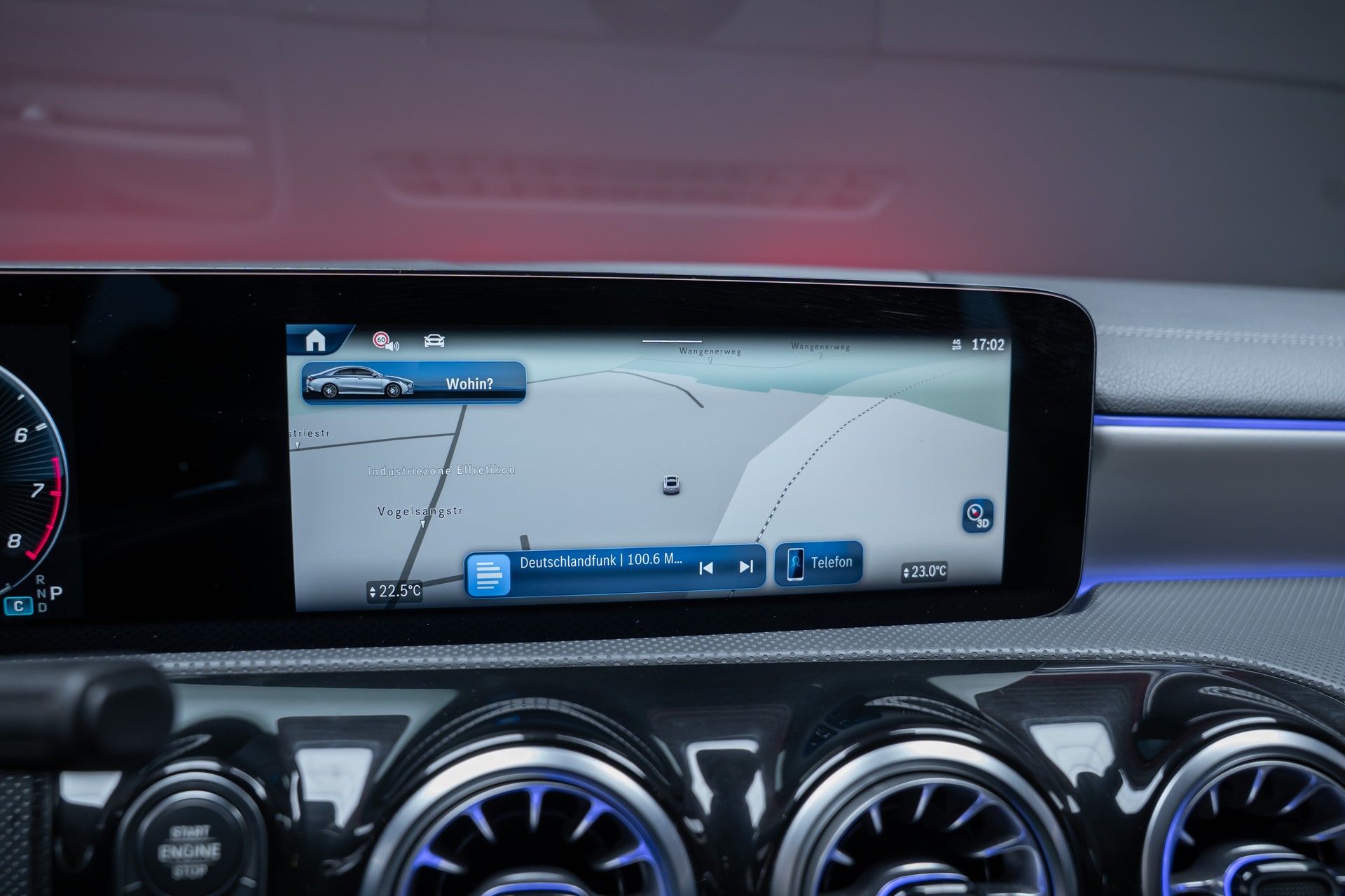 MERCEDES-BENZ CLA 35 AMG 4matic/ Facelift / Head-Up Display / Panorama-Schiebedach-image-31