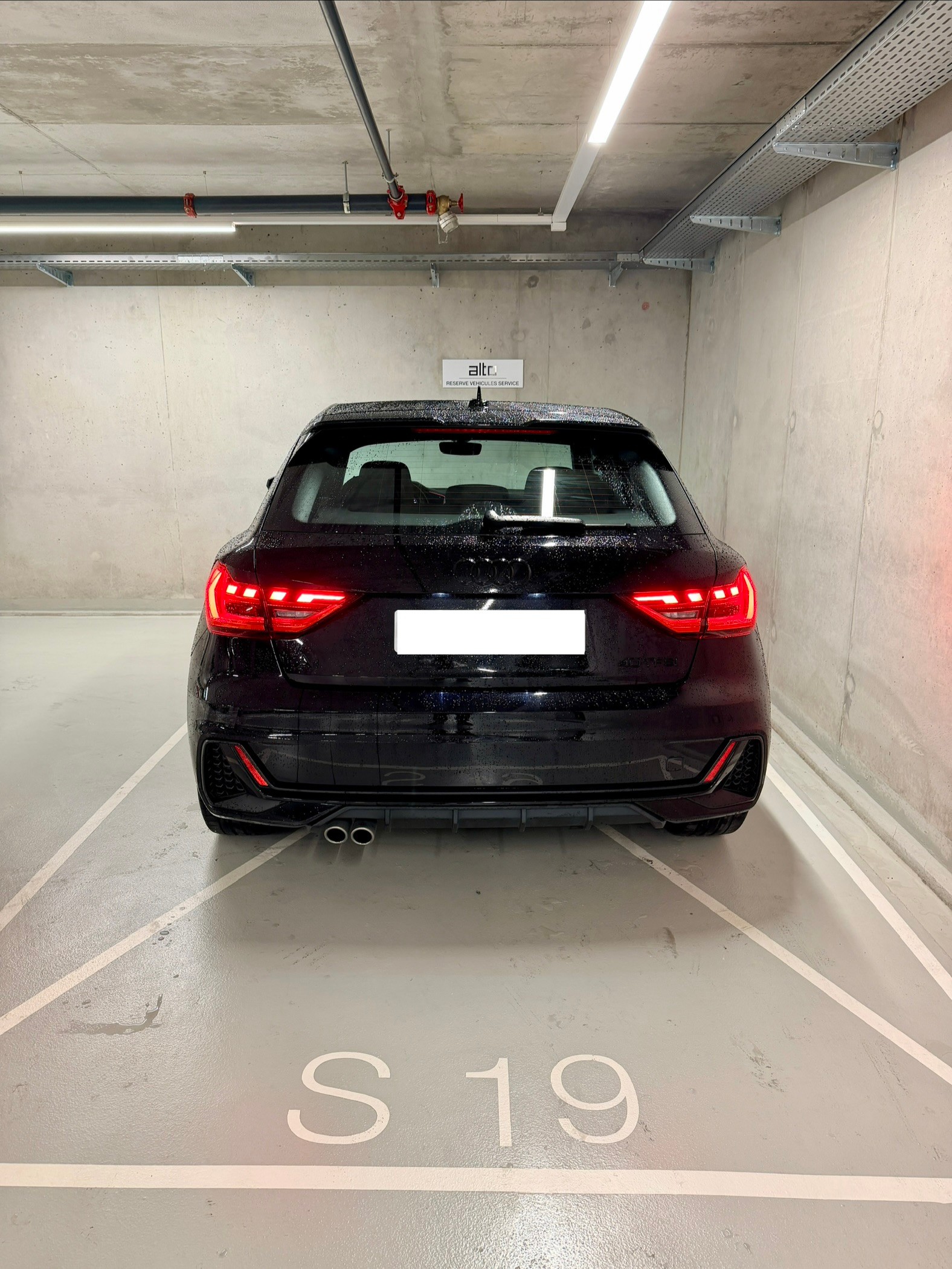 AUDI A1 Sportback 40 TFSI S Line S-tronic-image-3