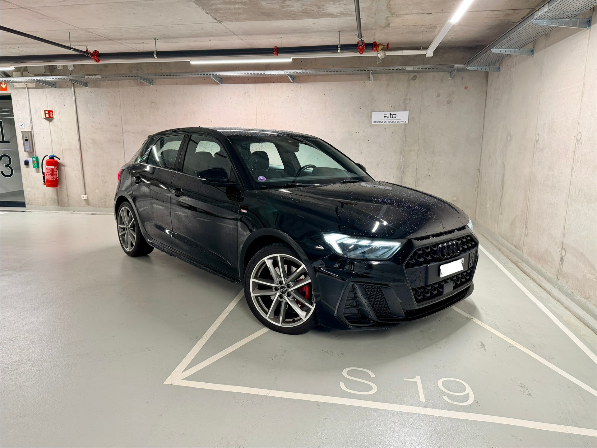 AUDI A1 Sportback 40 TFSI S Line S-tronic-image-6