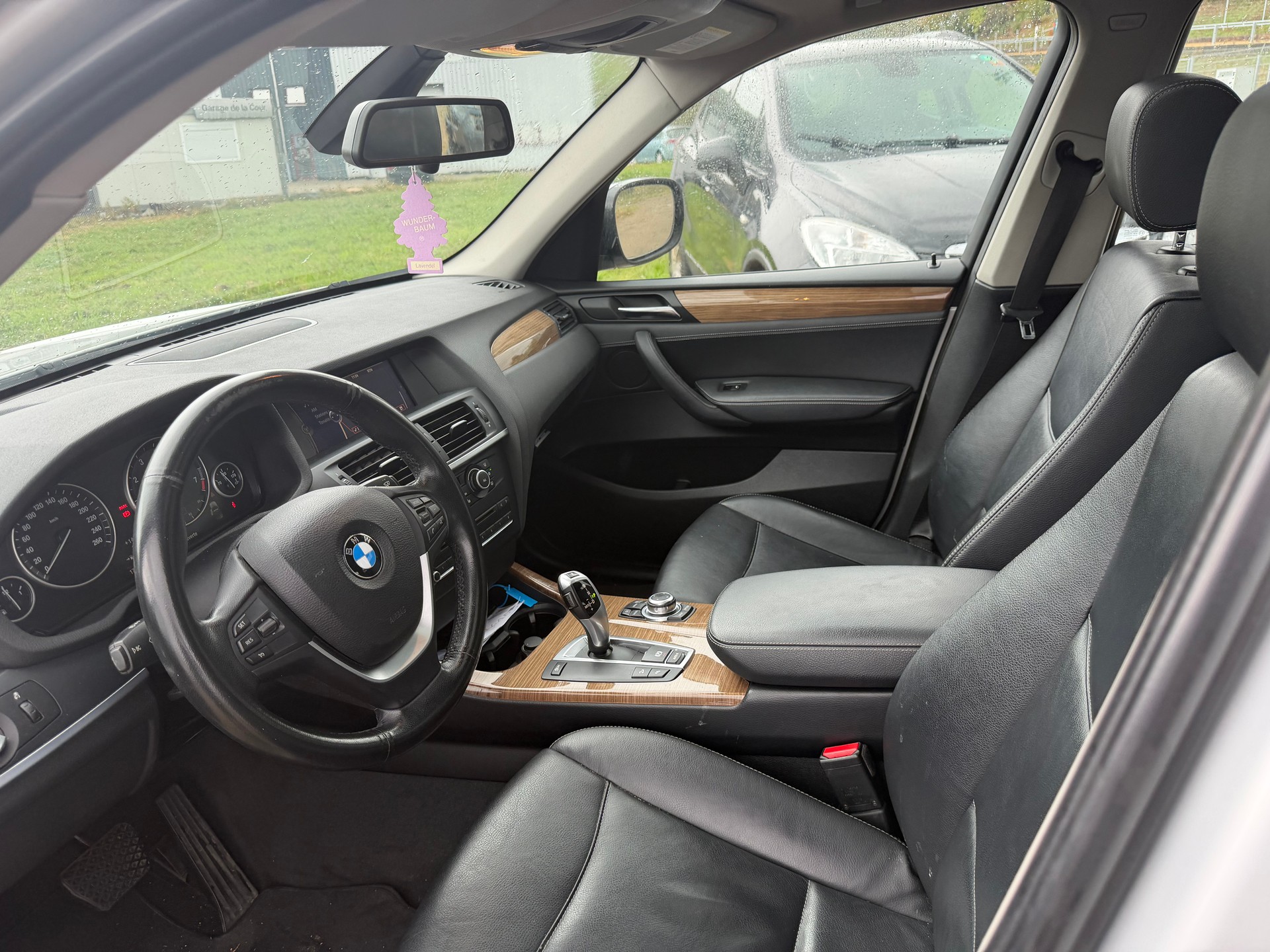 BMW X3 xDrive 28i Steptronic-image-7