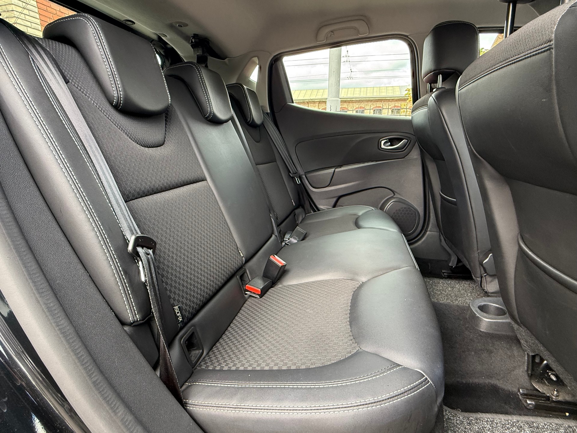 RENAULT Clio 0.9 12V Intens-image-13