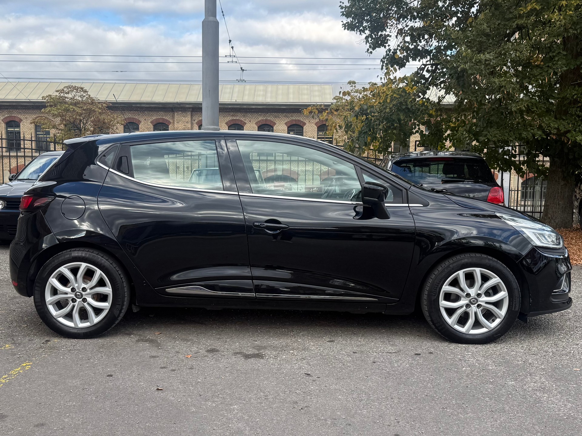 RENAULT Clio 0.9 12V Intens-image-3
