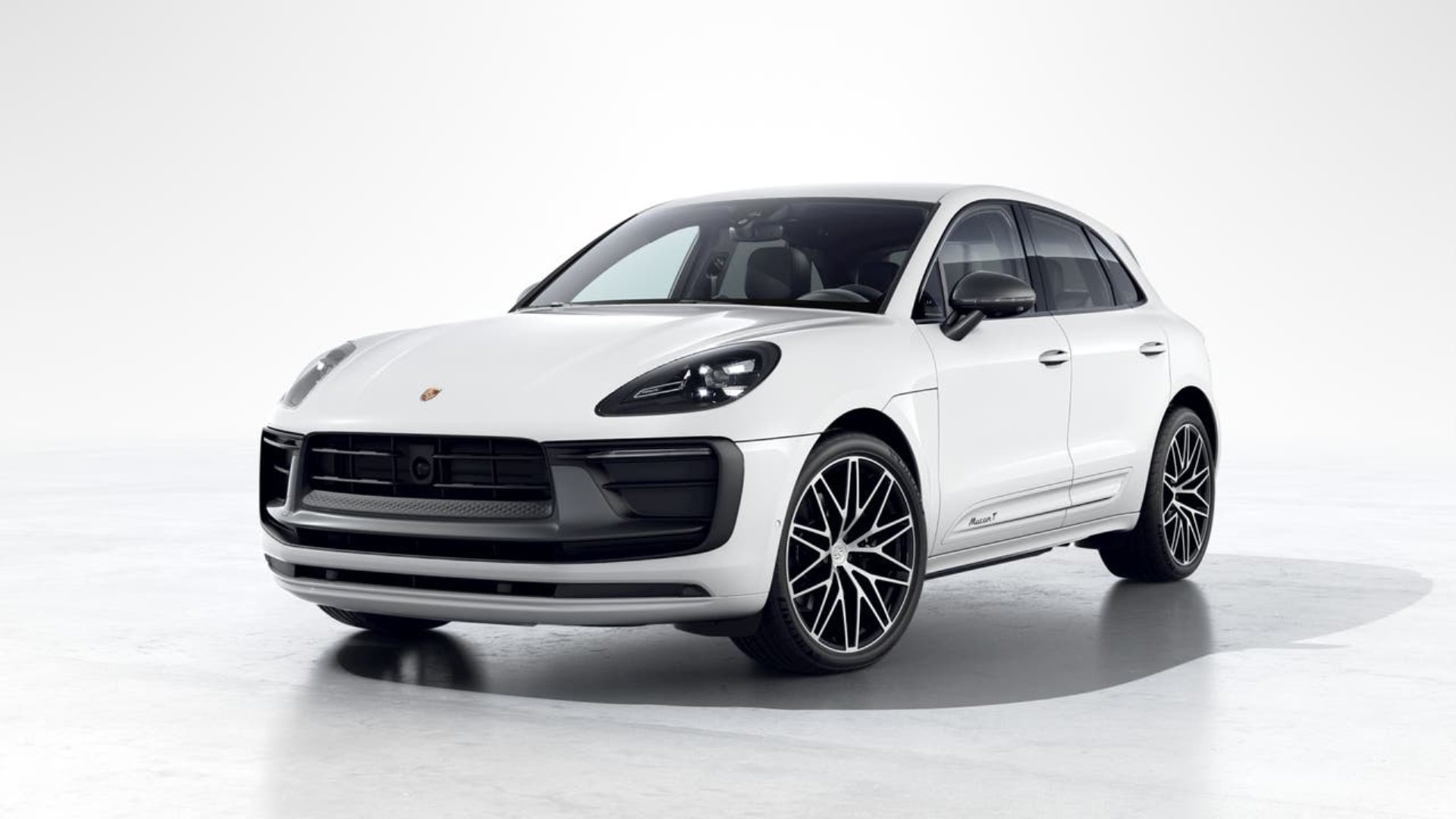 PORSCHE Macan T-image-0