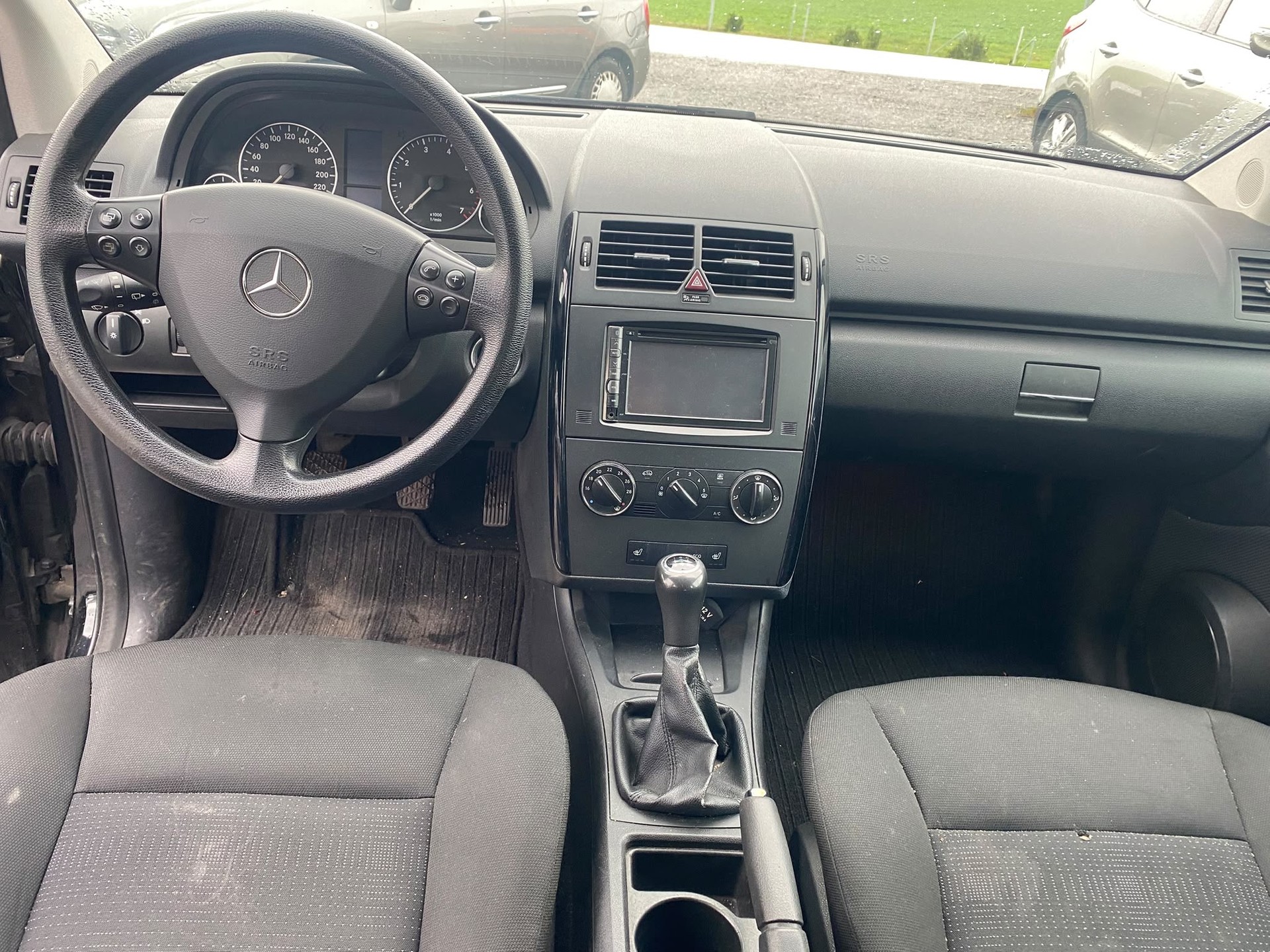 MERCEDES-BENZ A 180 (170) BlueEfficiency Avantgarde Selection-image-12