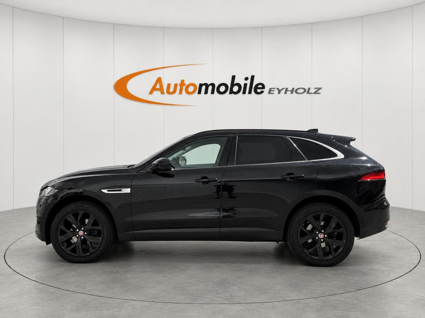 JAGUAR F-Pace 2.0d Pure Automatik-image-1