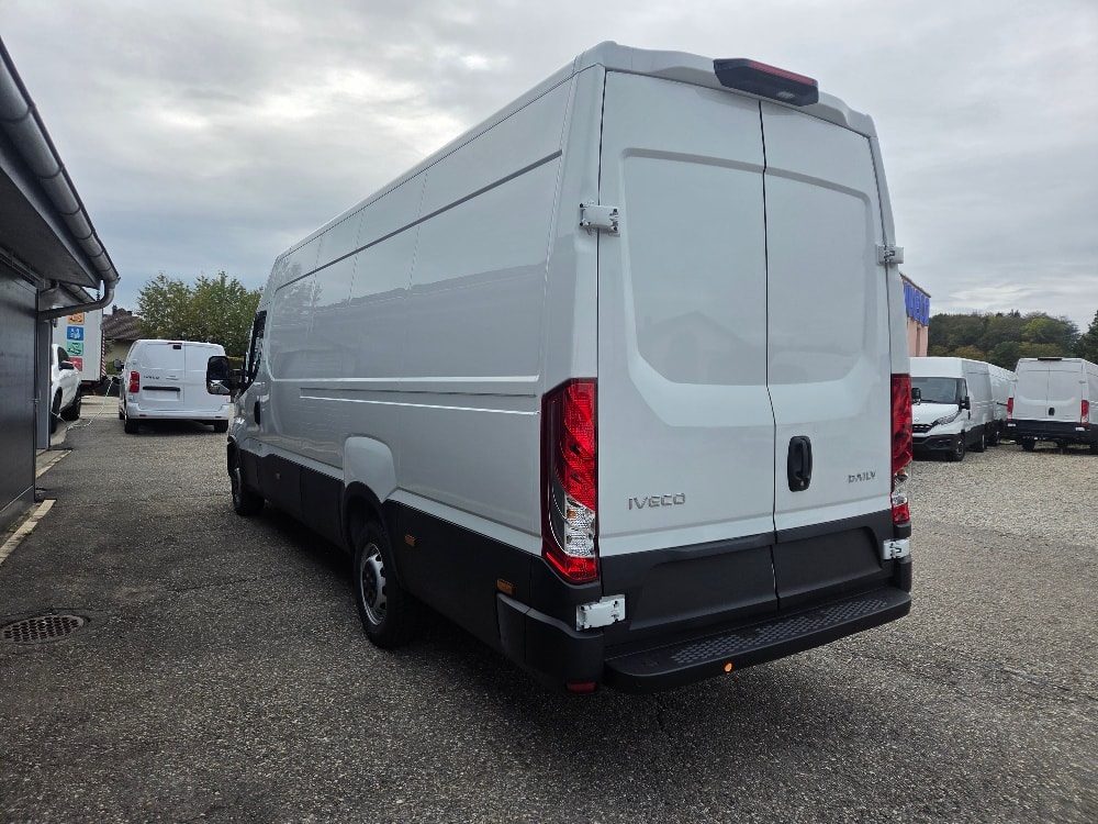 IVECO 35 S 16H A8 V-image-3