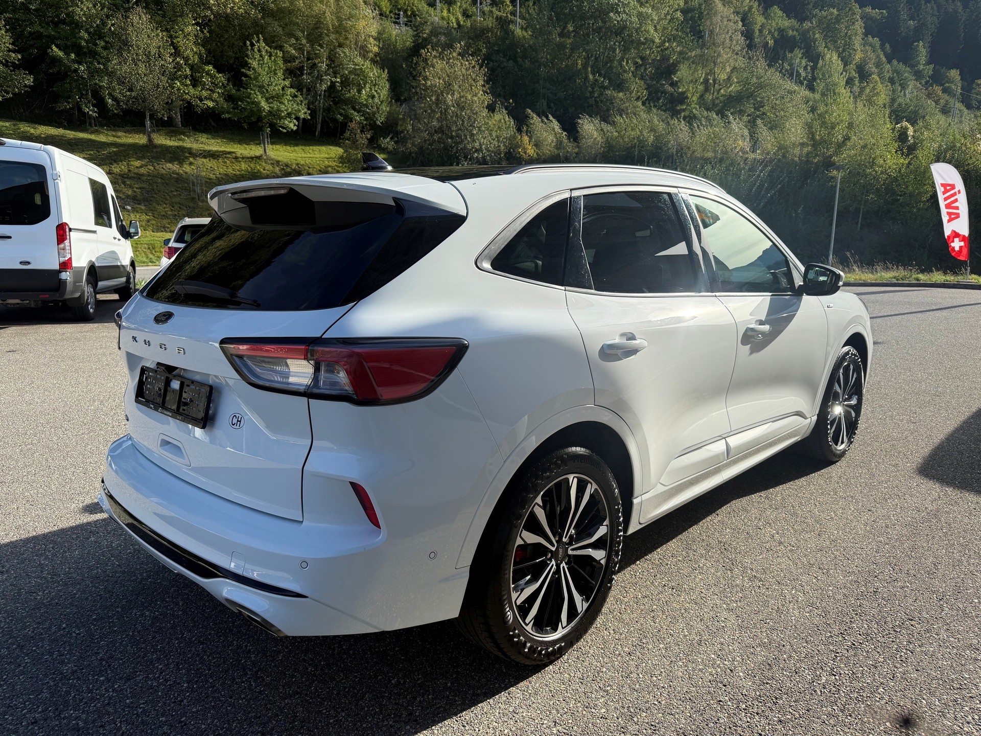 FORD Kuga 2.0 TDCi EcoBlue ST-Line X 4WD-image-3
