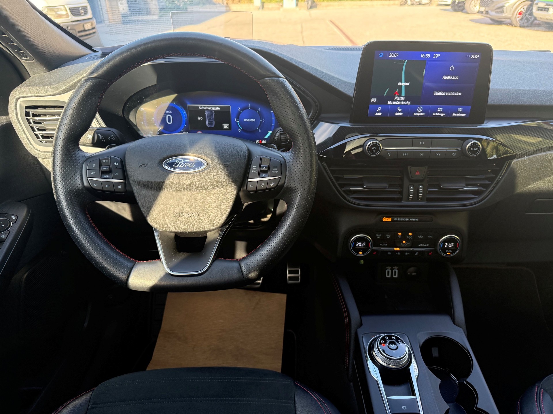 FORD Kuga 2.0 TDCi EcoBlue ST-Line X 4WD-image-7