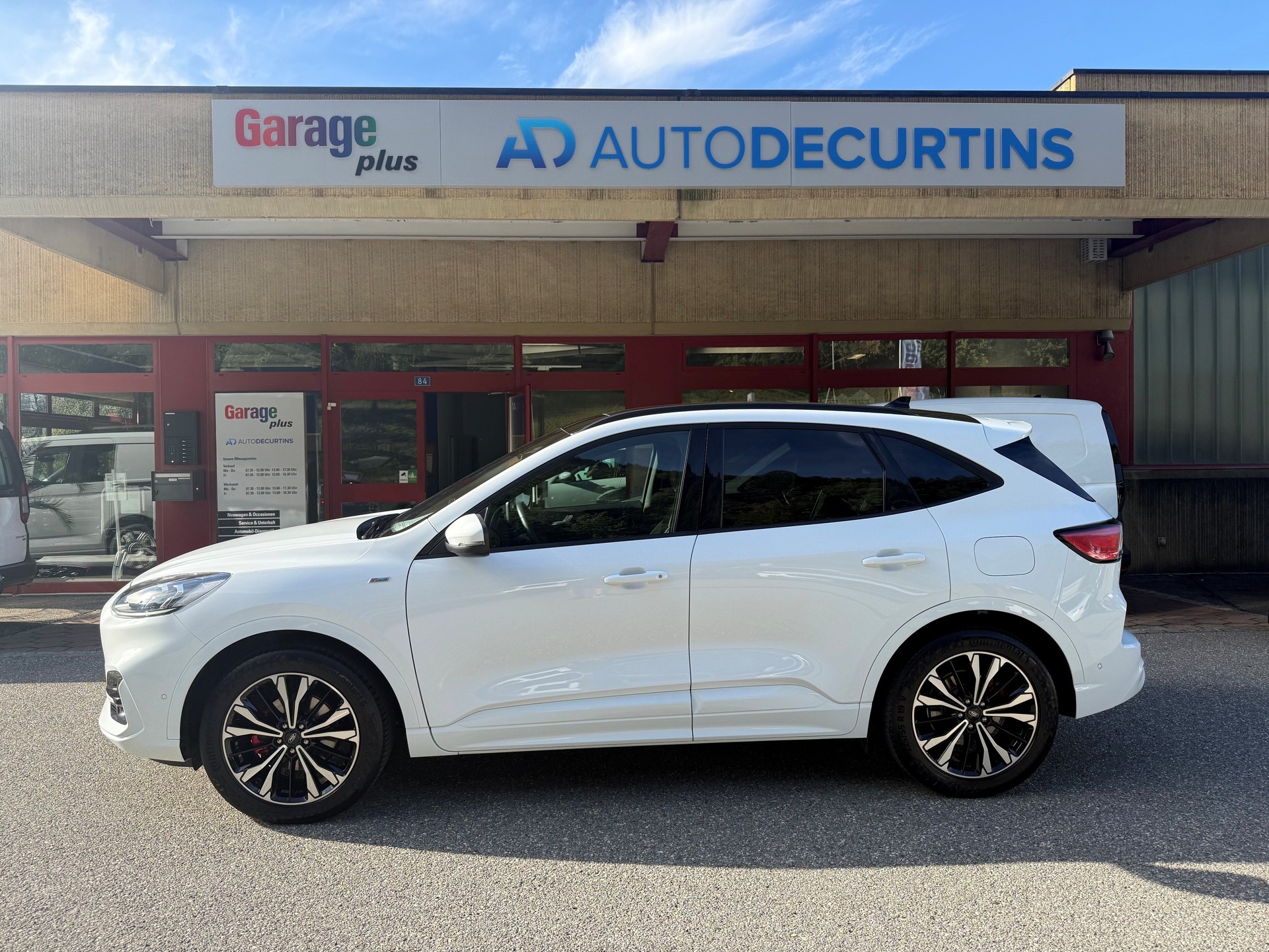 FORD Kuga 2.0 TDCi EcoBlue ST-Line X 4WD-image-0